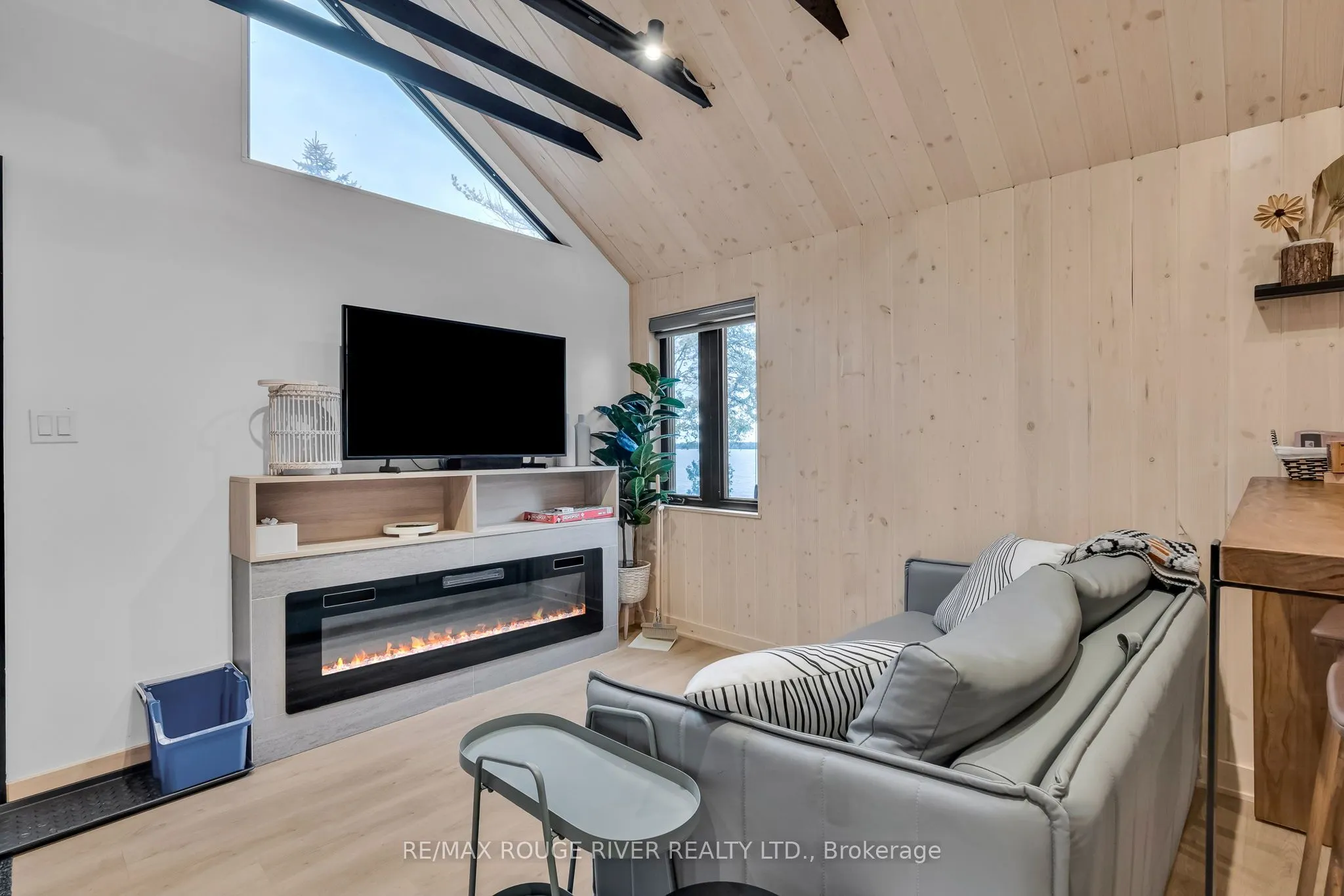 1026 Merrill Road, #12