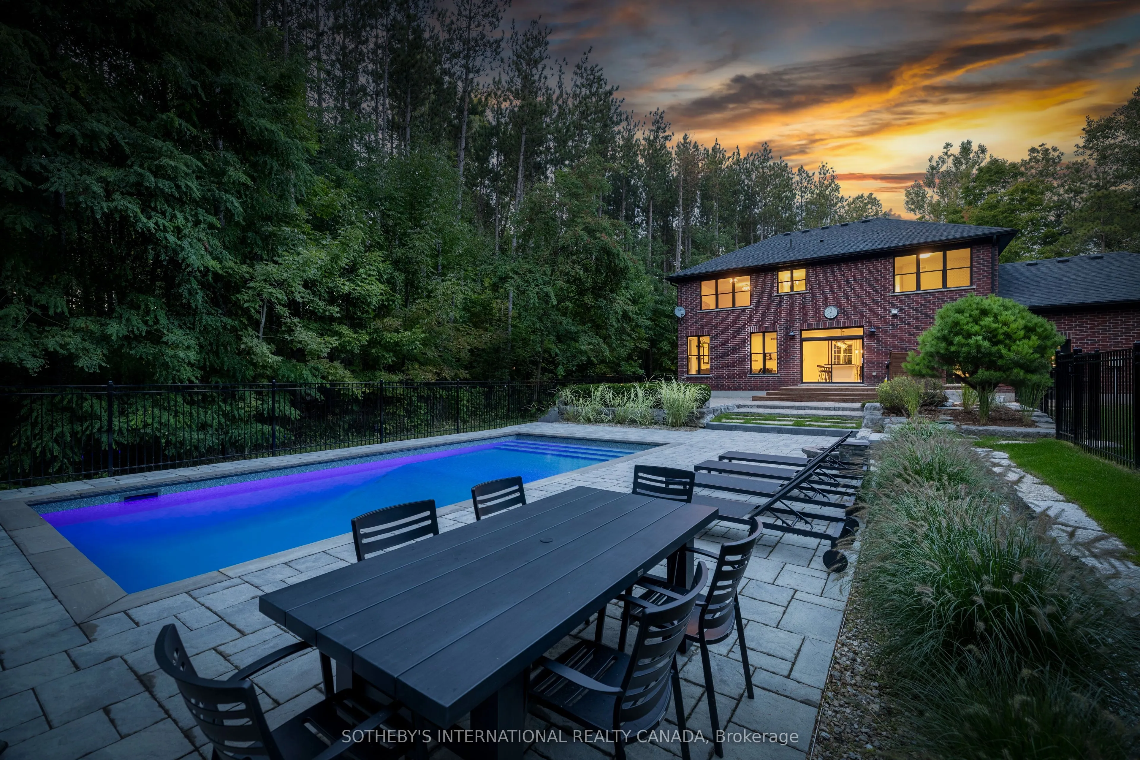 4498 Concession 11 Road