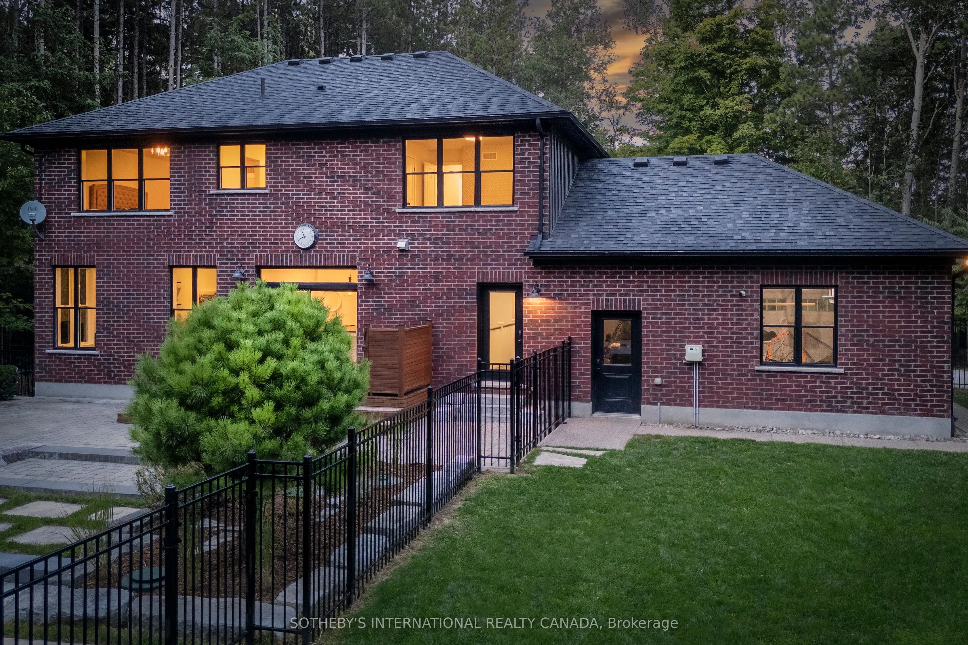 4498 Concession 11 Road