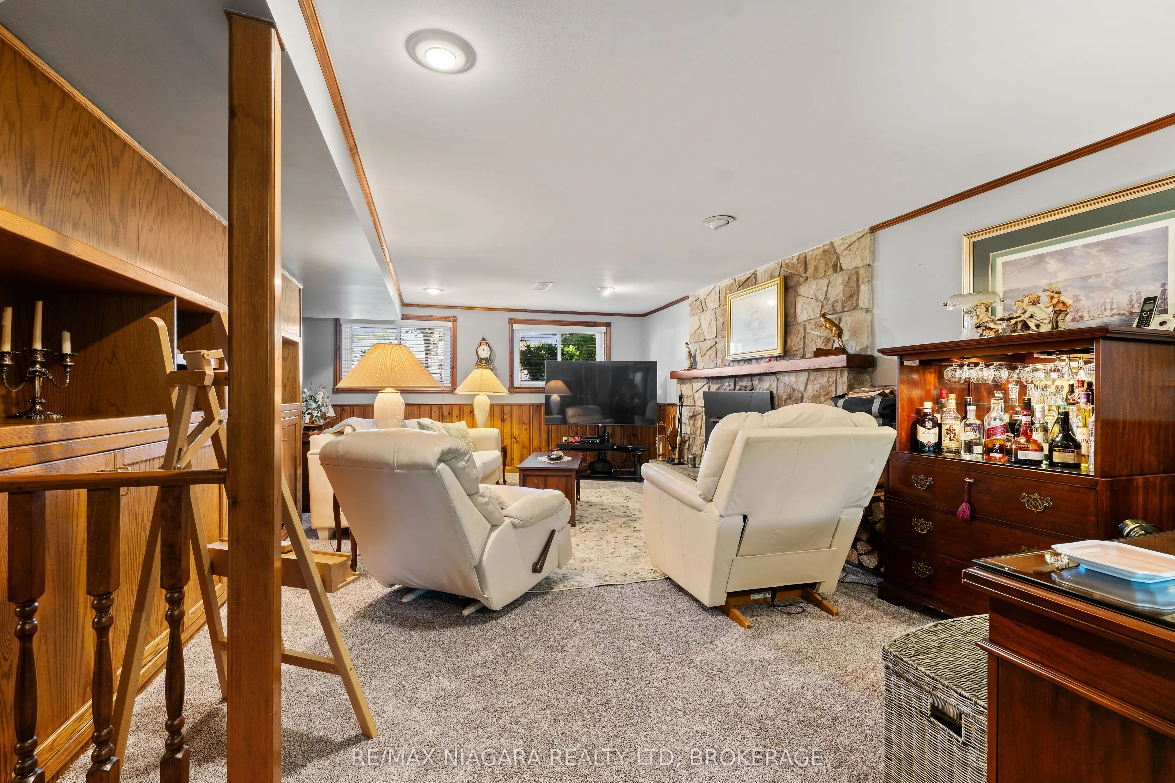 16 Centennial Drive