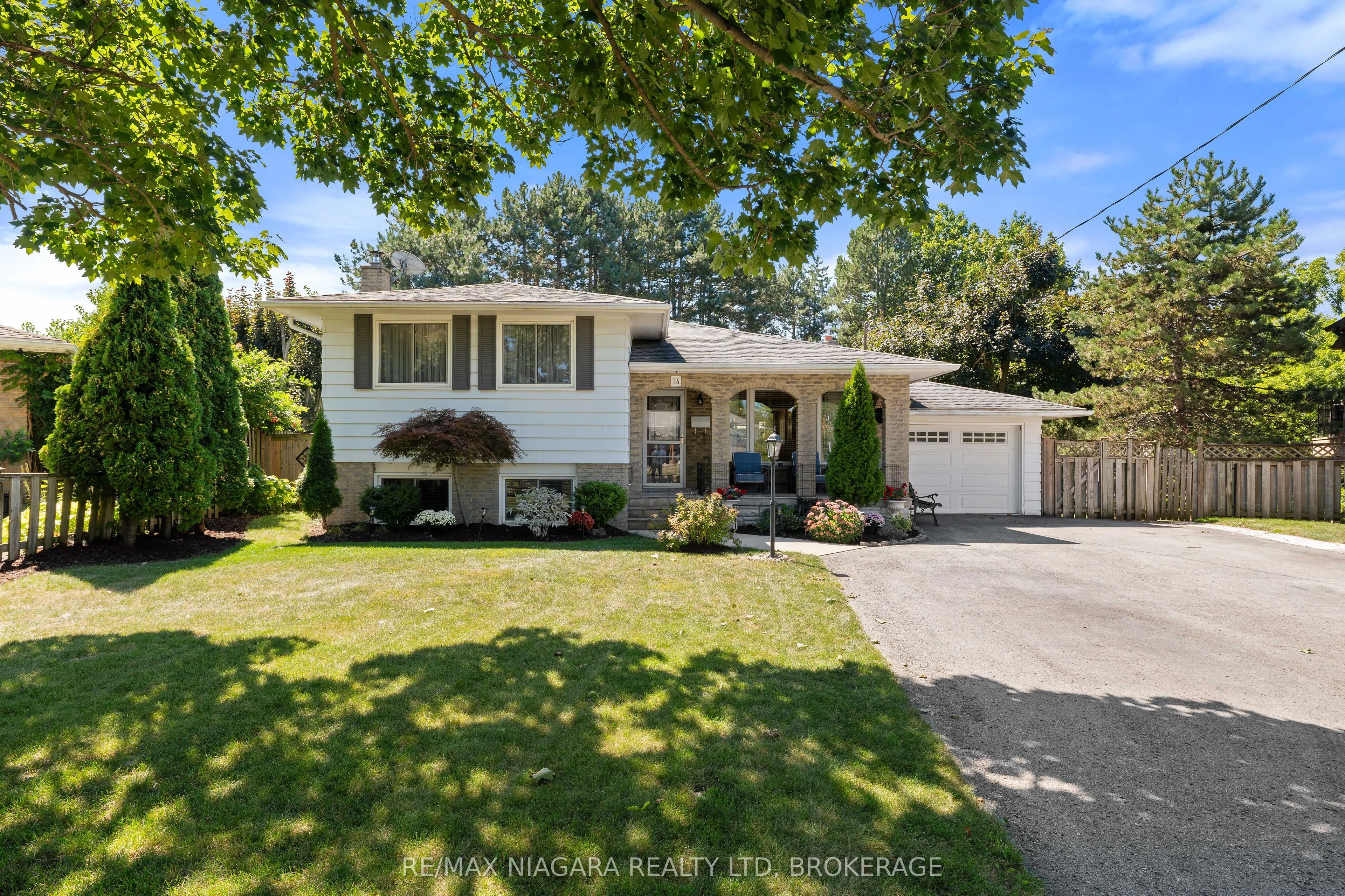 16 Centennial Drive