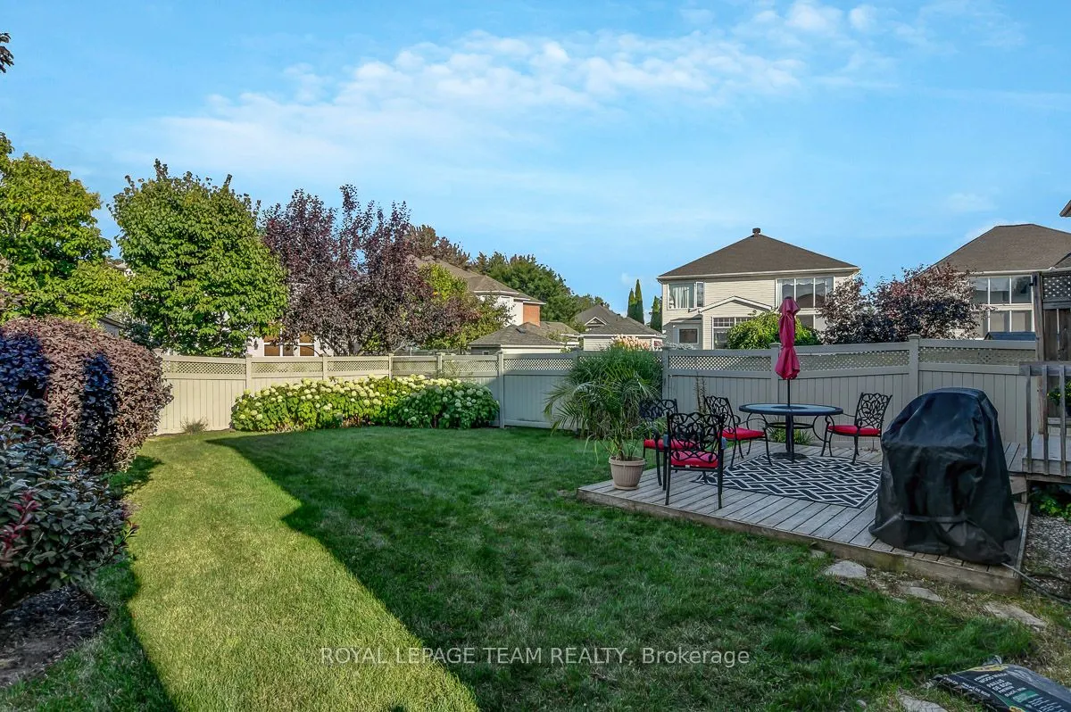34 Calderwood Way