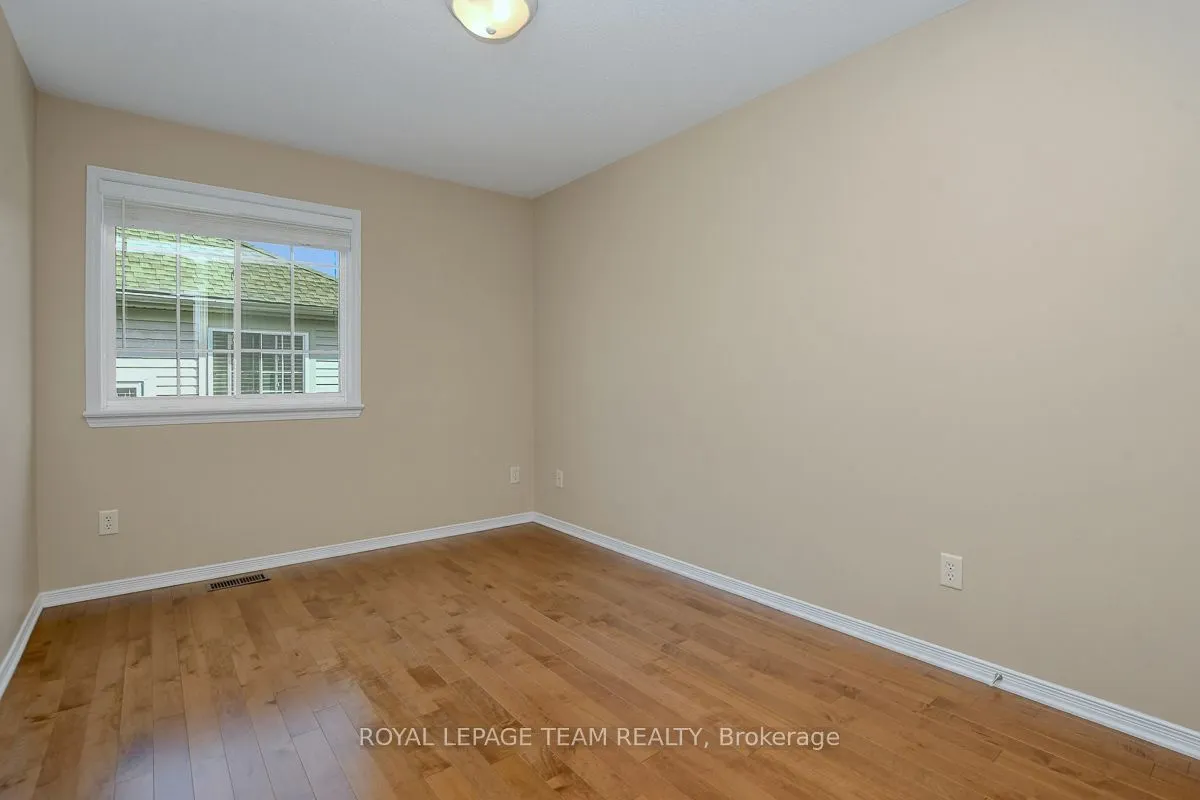 34 Calderwood Way