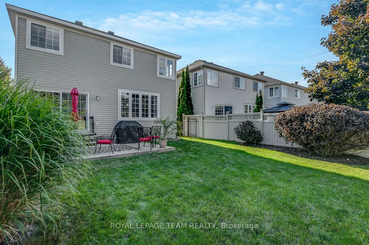 34 Calderwood Way