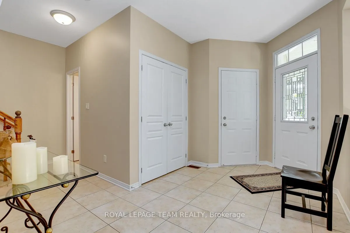 34 Calderwood Way