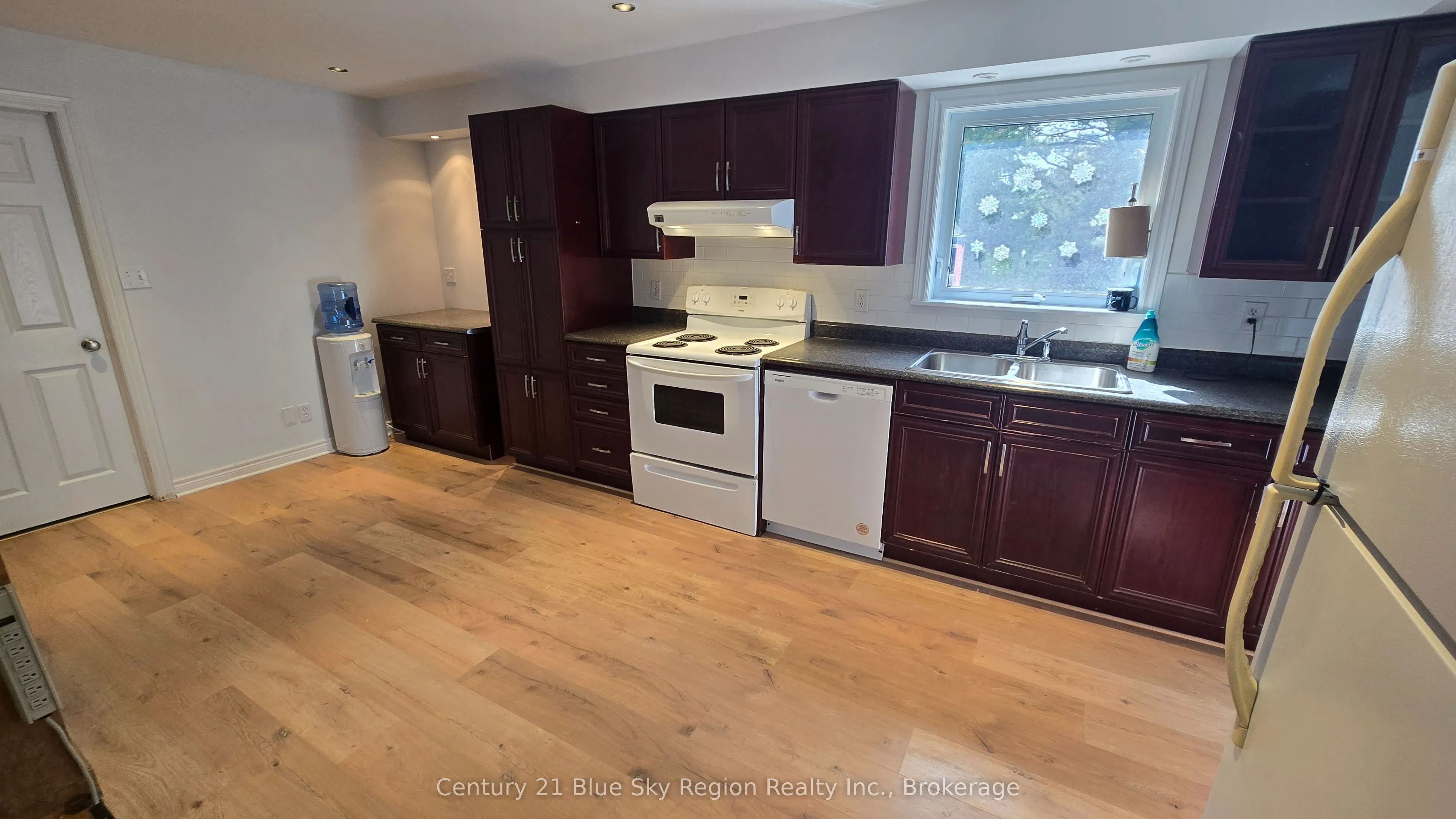 531 Oakwood Road