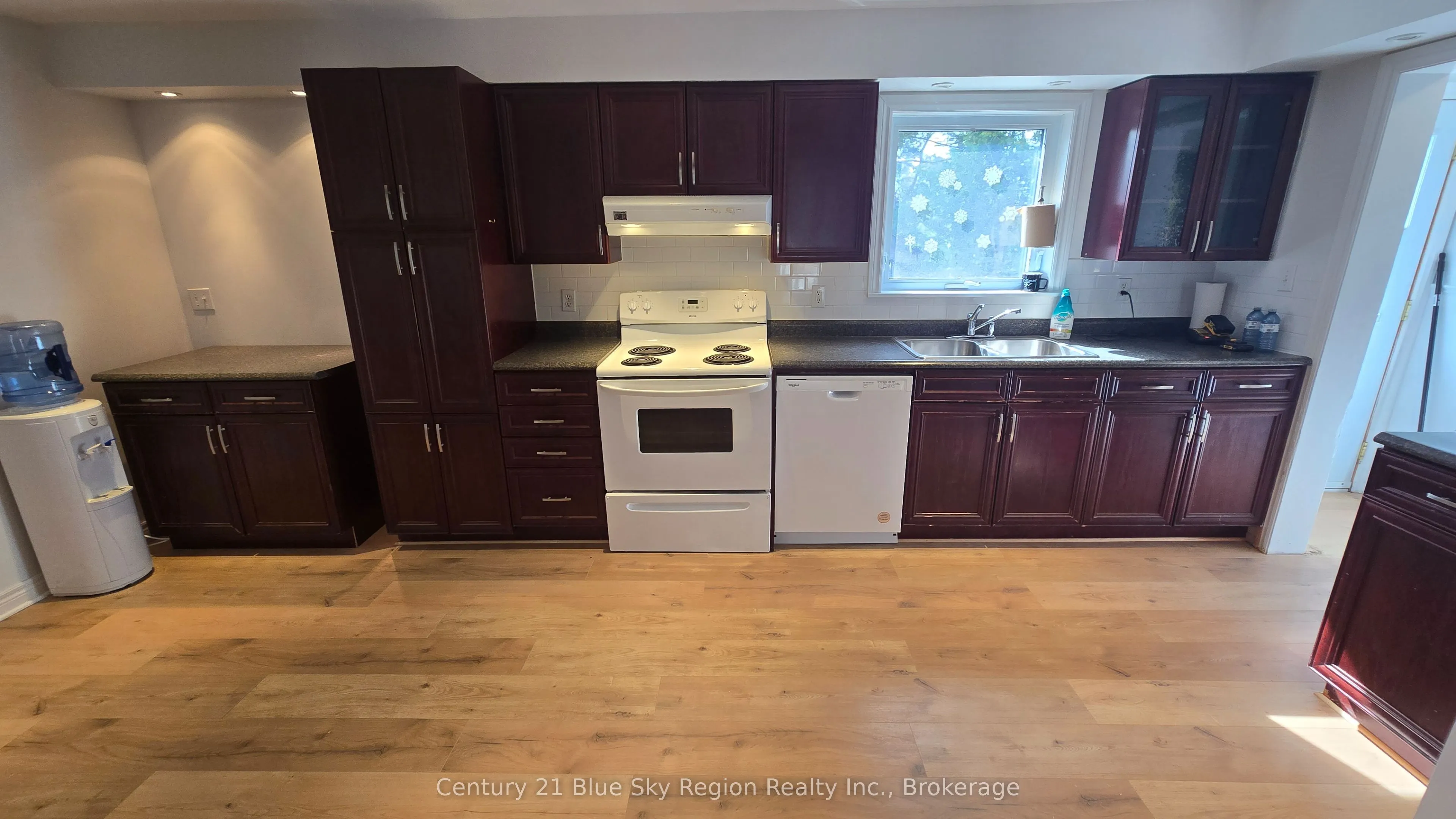 531 Oakwood Road