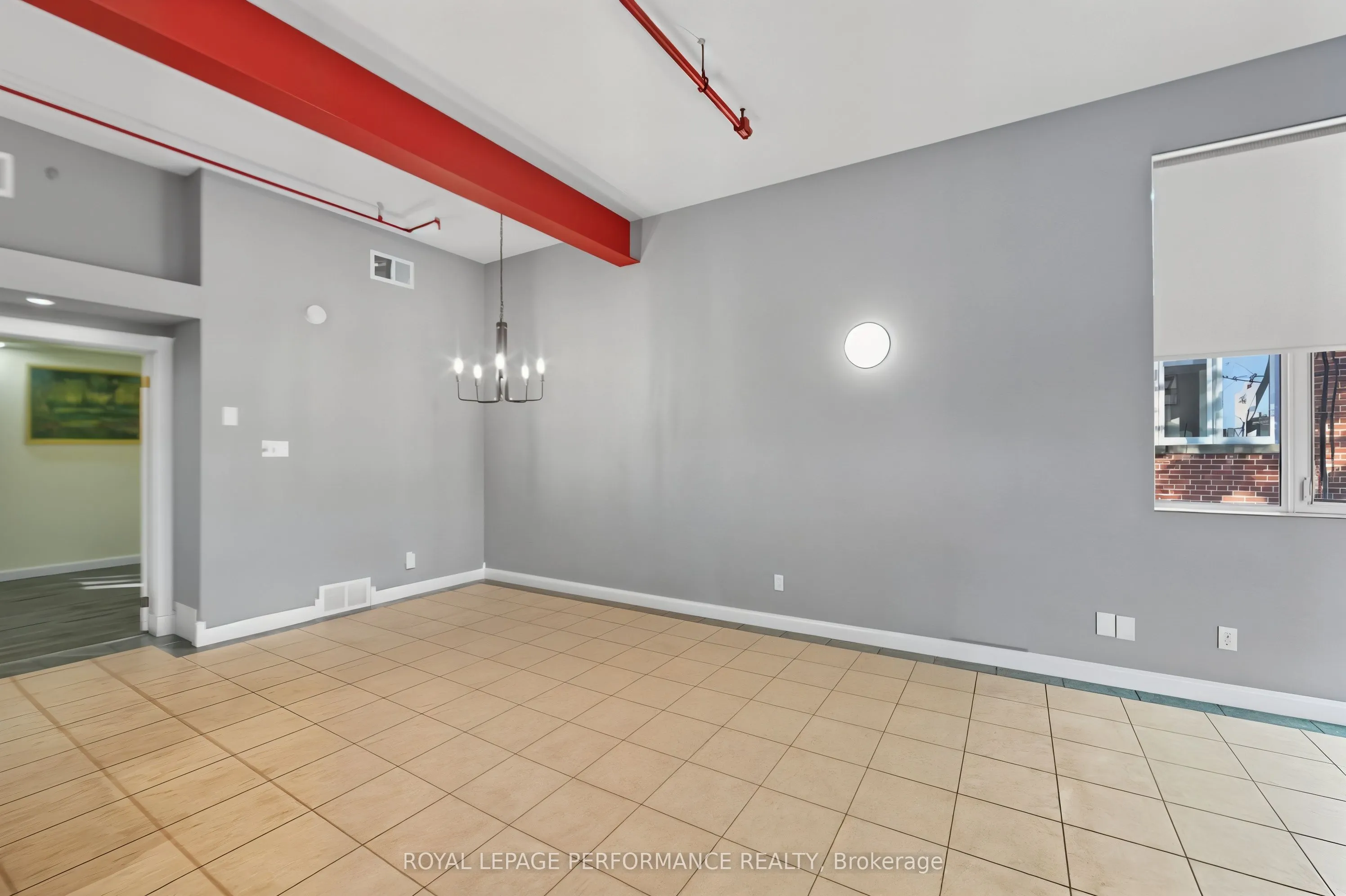 225 Main Street W, #202
