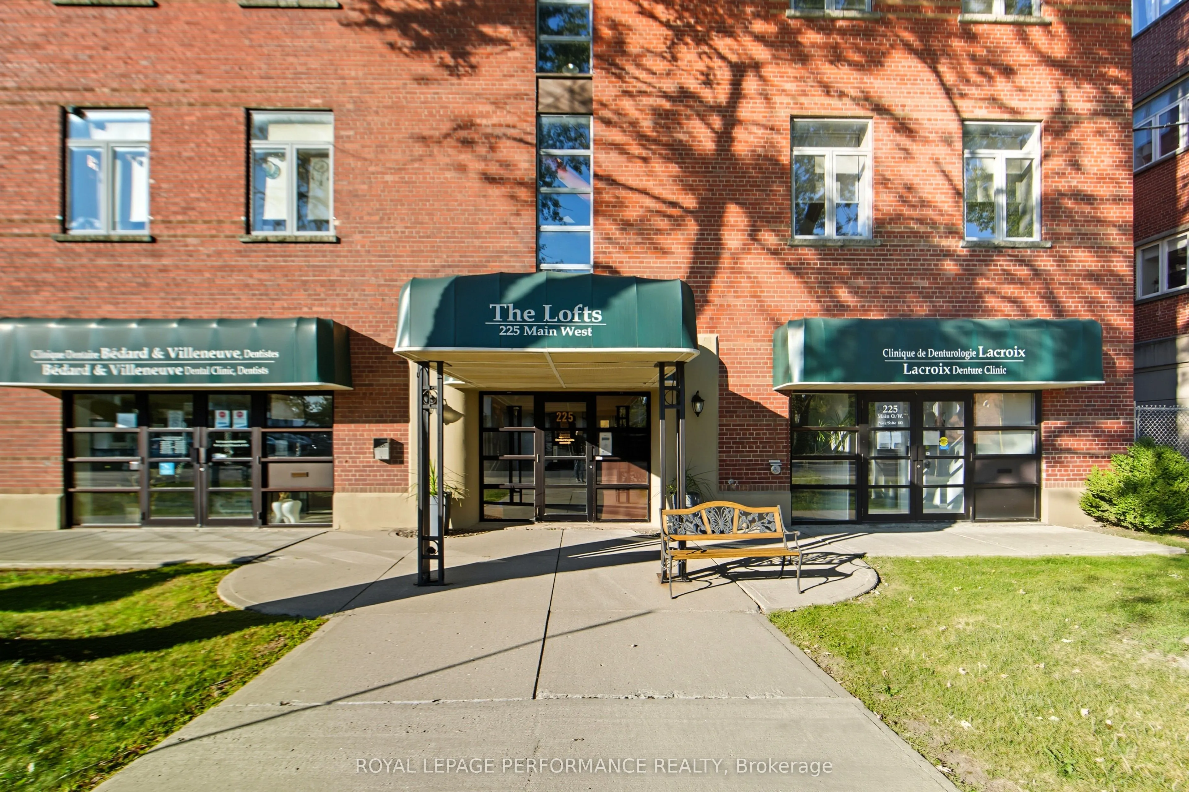 225 Main Street W, #202