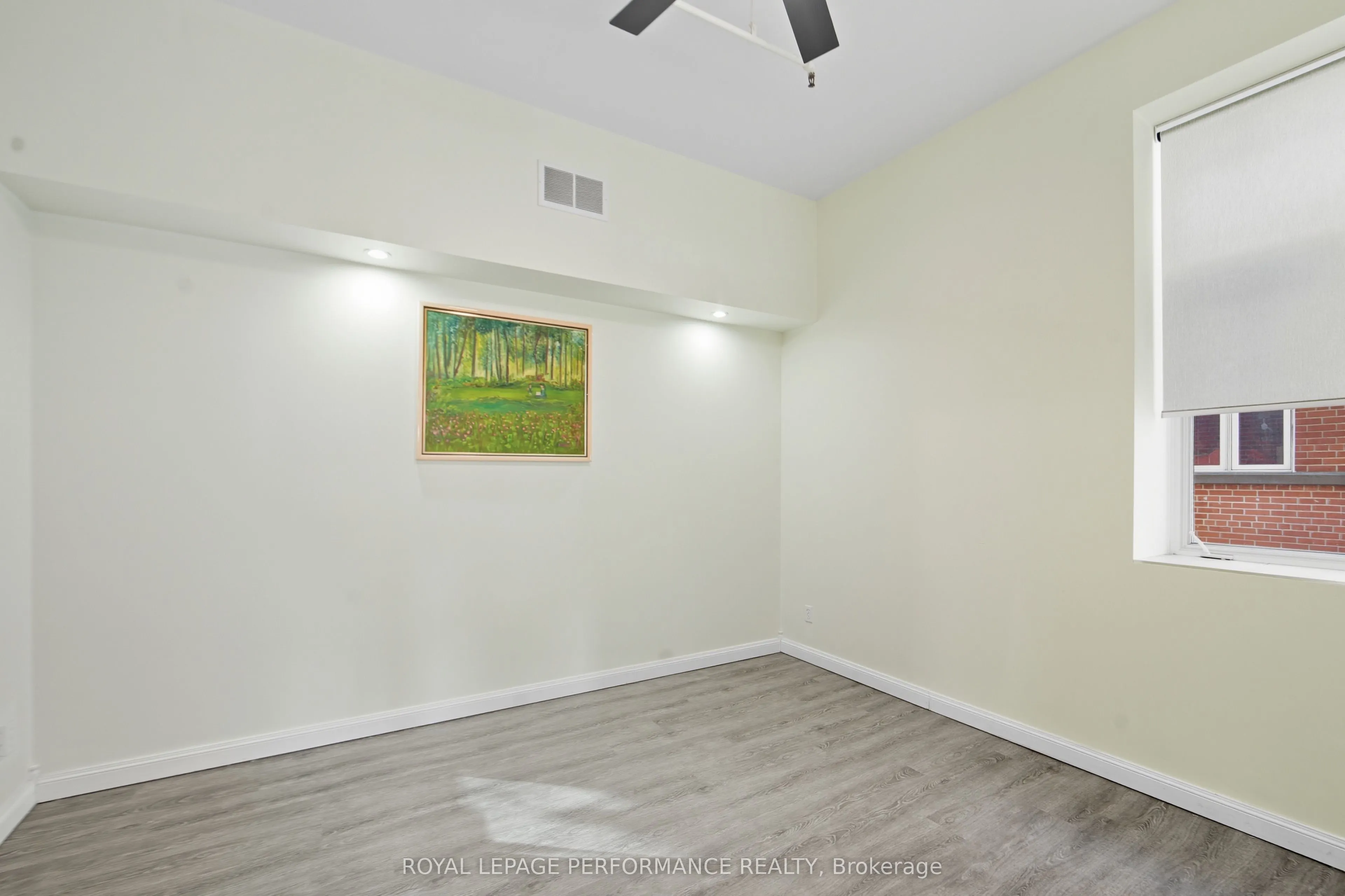 225 Main Street W, #202