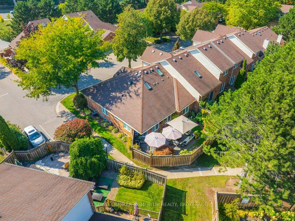 141 Welland Vale Road, #21