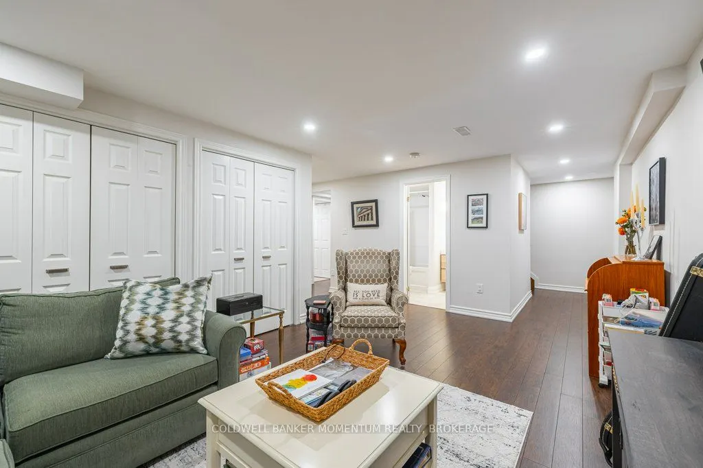141 Welland Vale Road, #21
