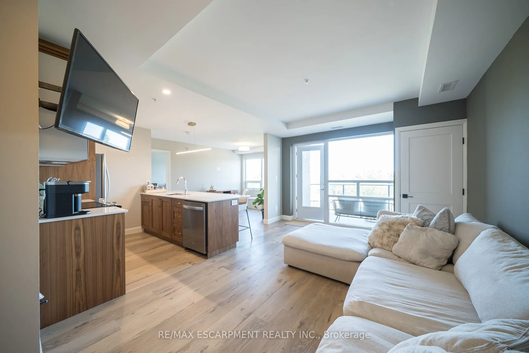34 Norman Street, #502