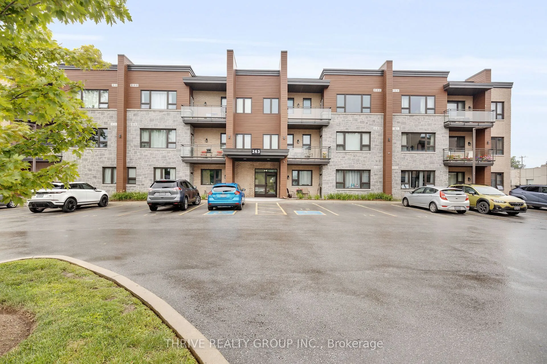263 Butler Street, #301