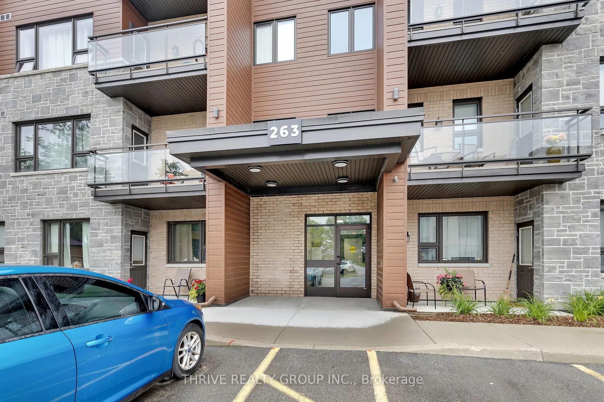 263 Butler Street, #301