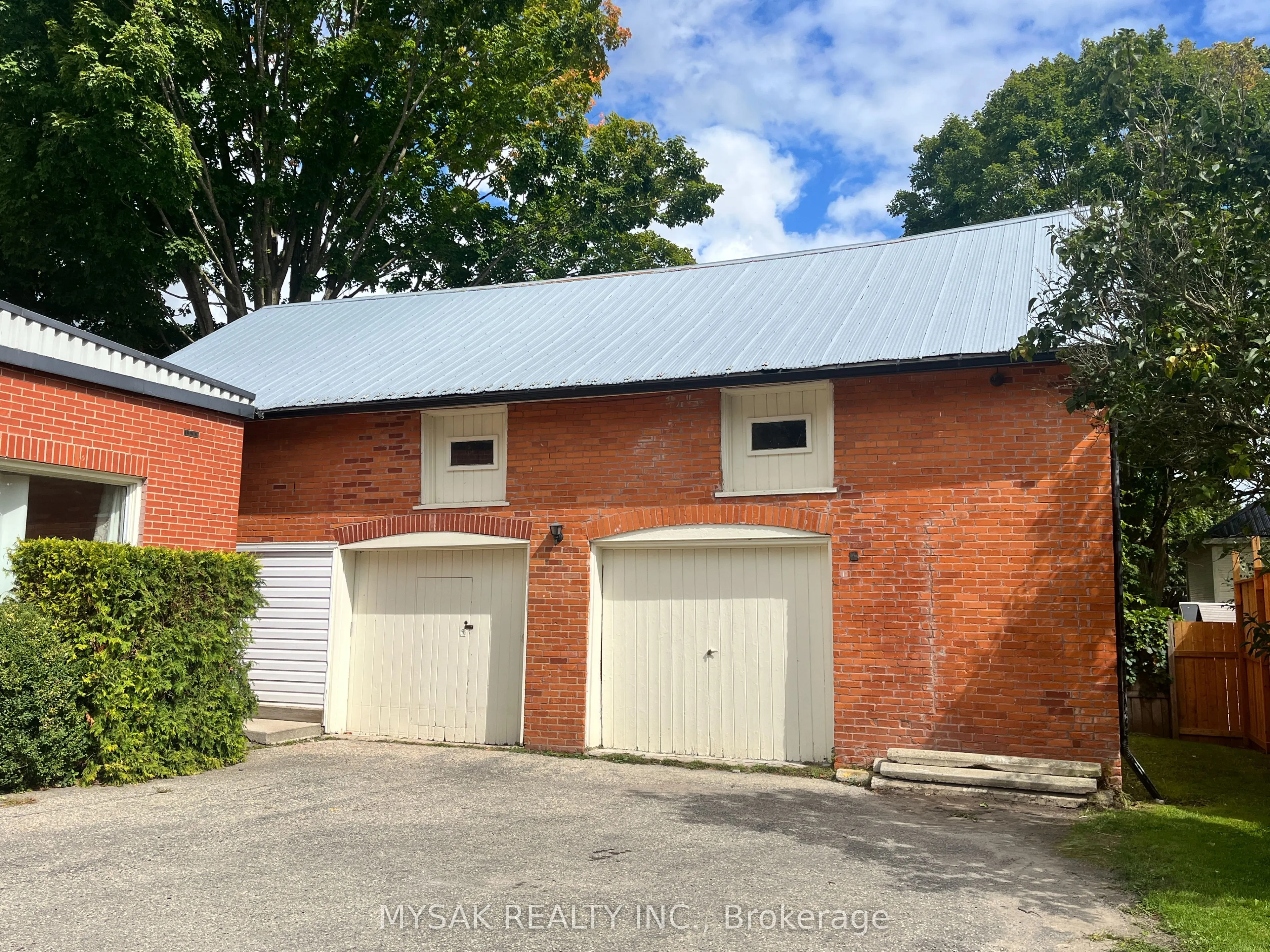 315 Centre Street