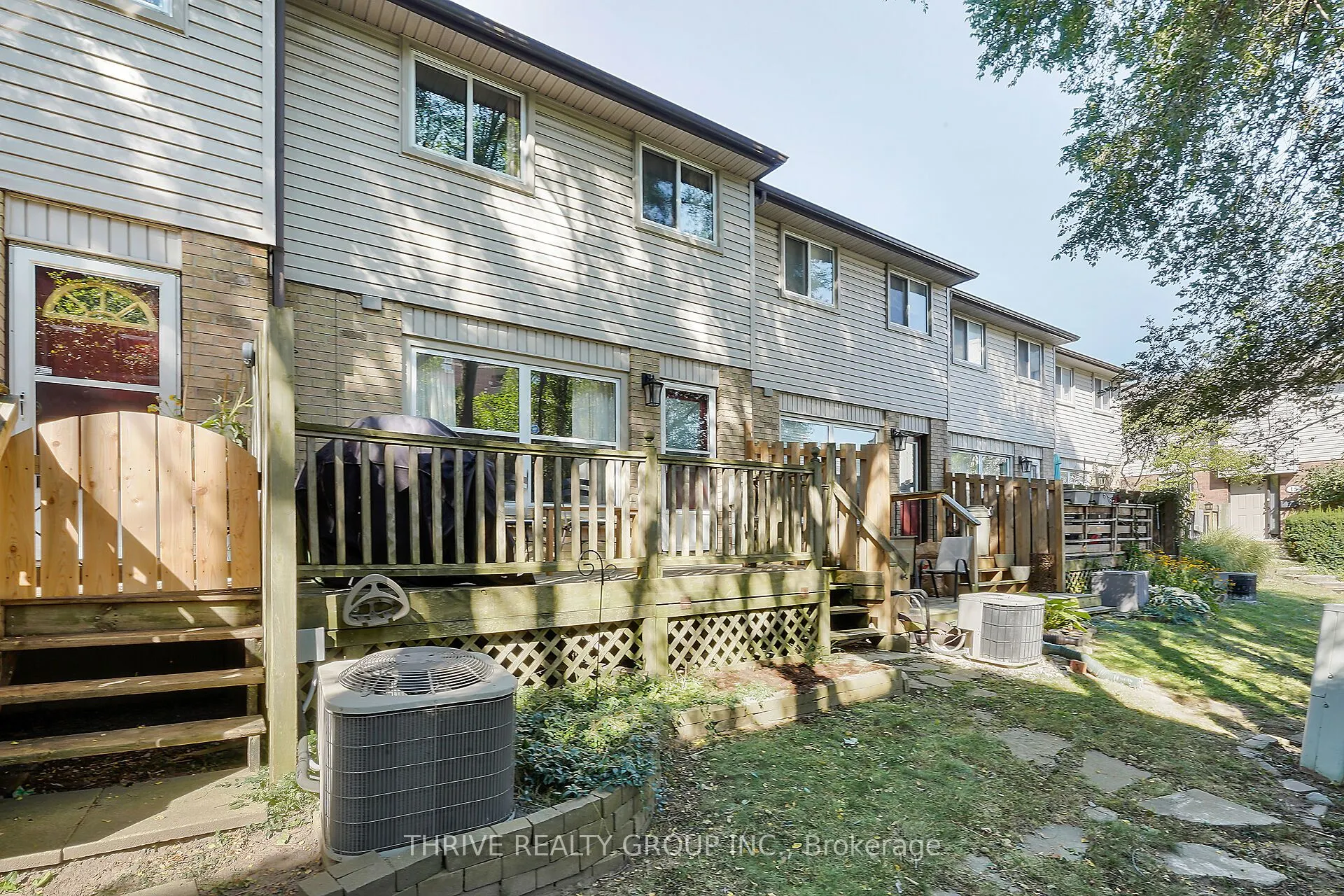215 Commissioners Road W, #10