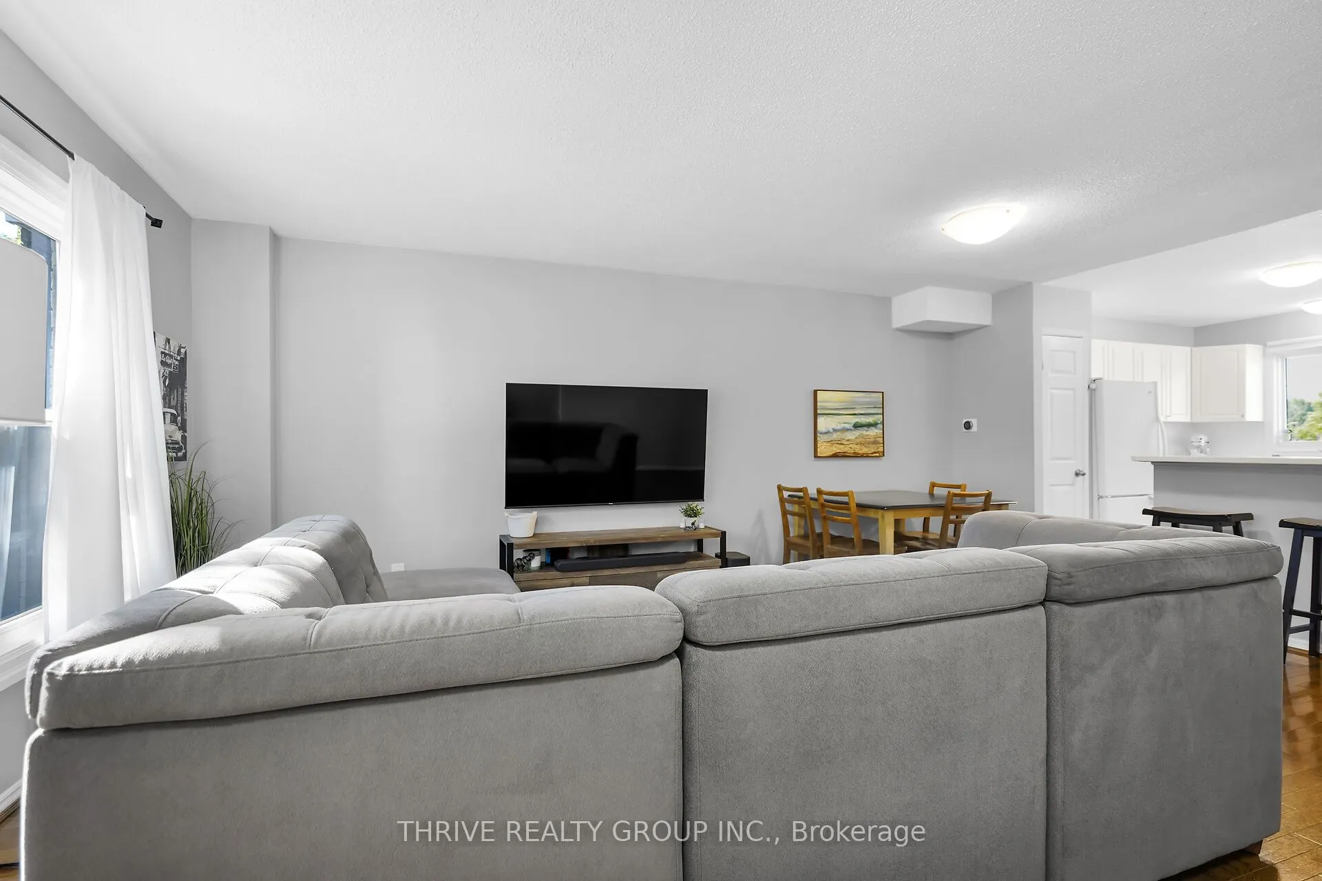 215 Commissioners Road W, #10