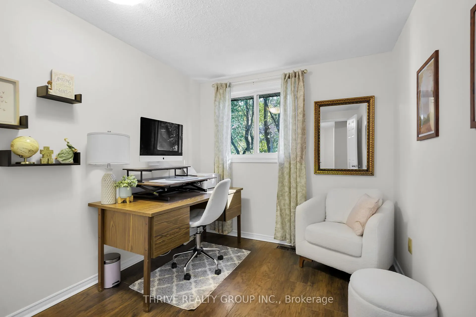 215 Commissioners Road W, #10