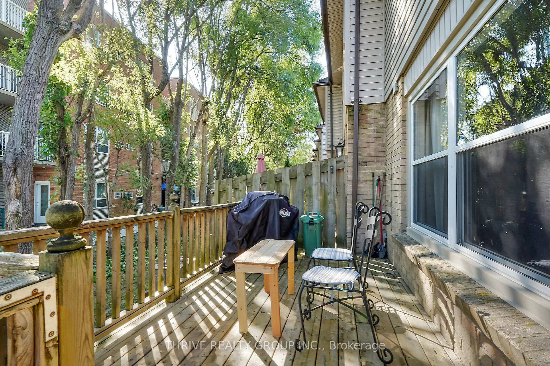 215 Commissioners Road W, #10