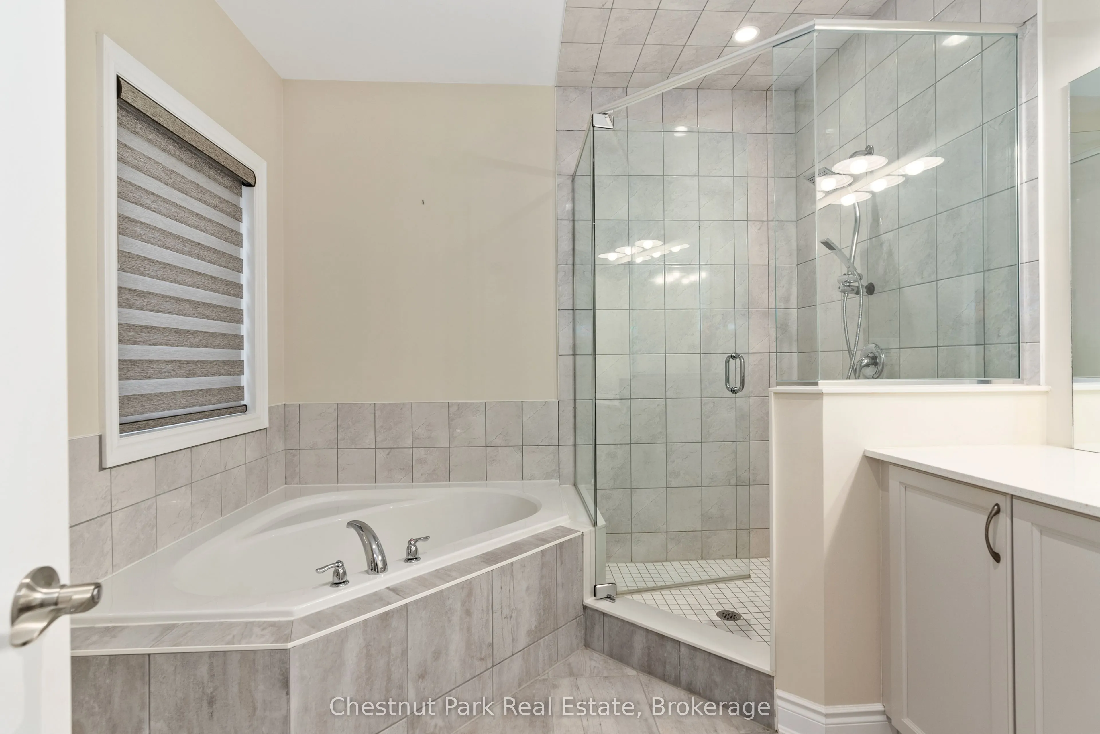 3 Baypoint Court