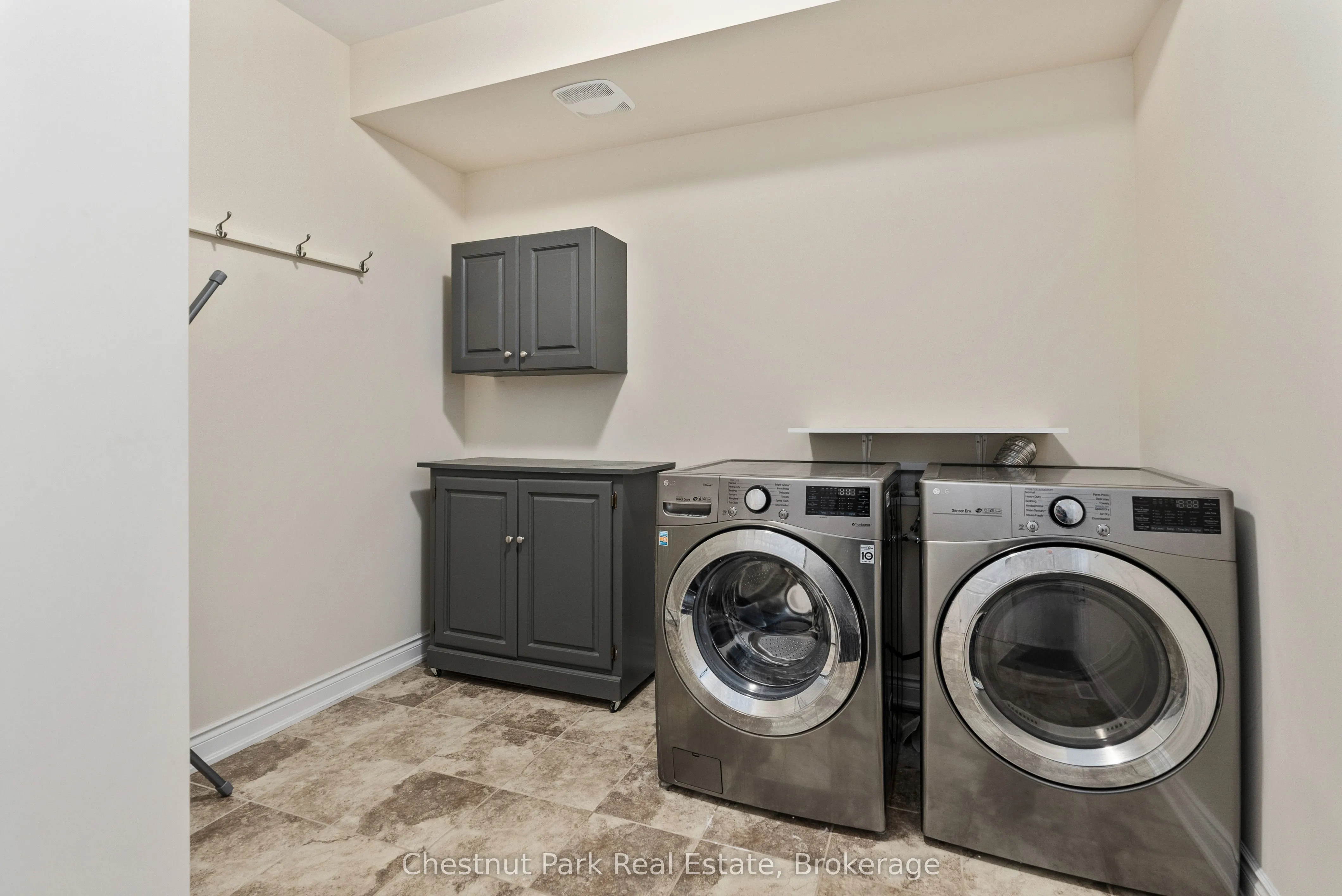 3 Baypoint Court