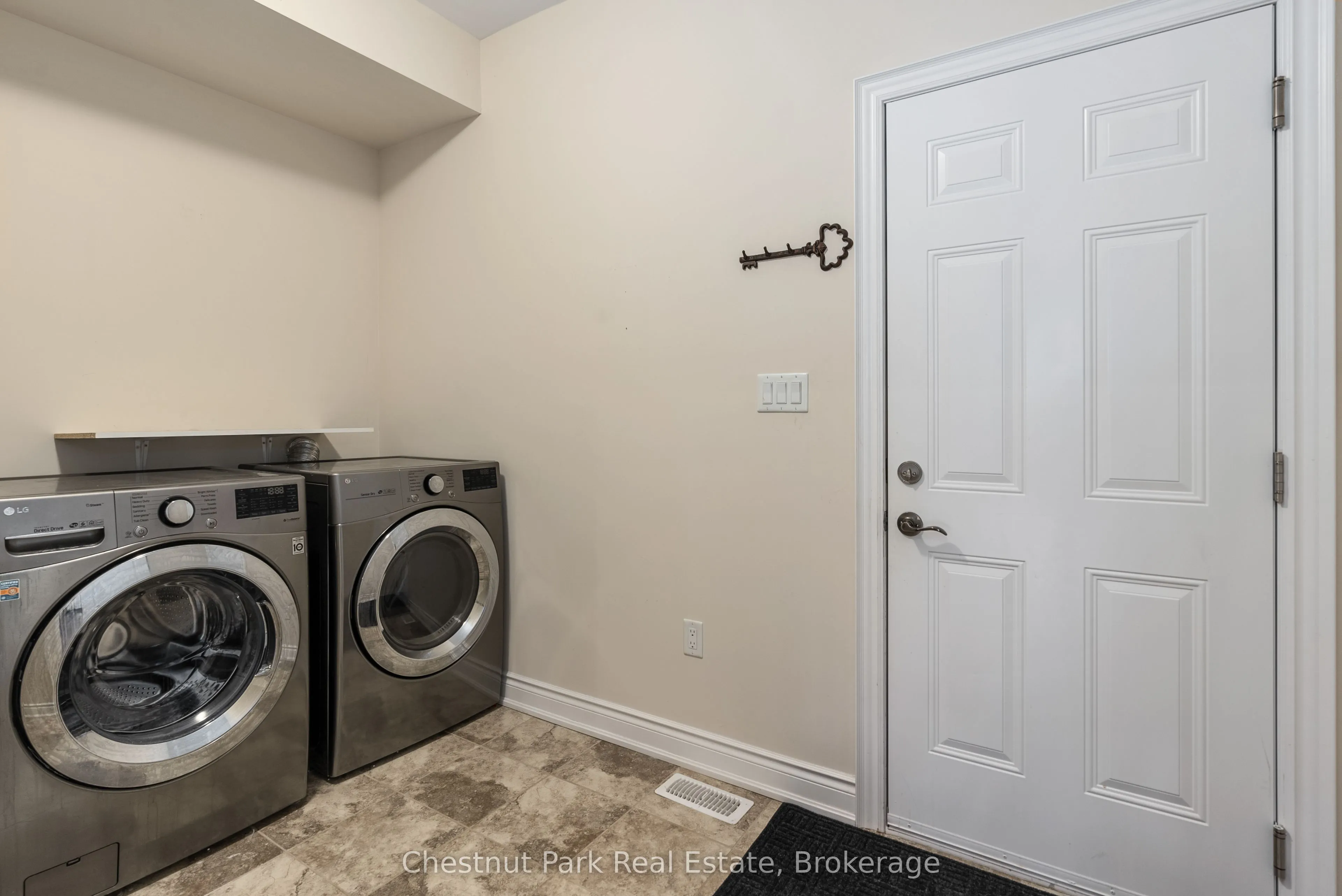 3 Baypoint Court