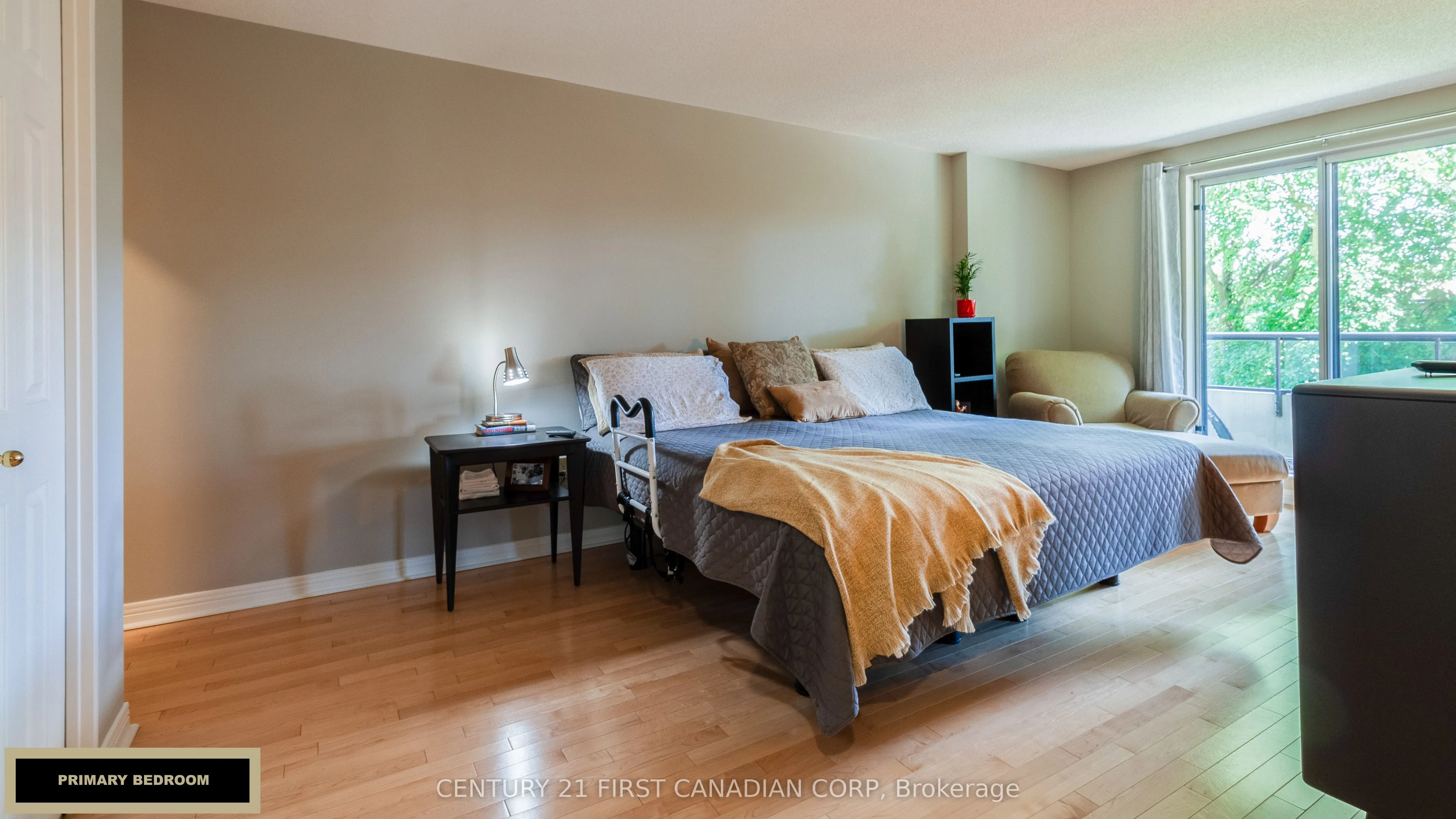 1180 Commissioners Road W, #210
