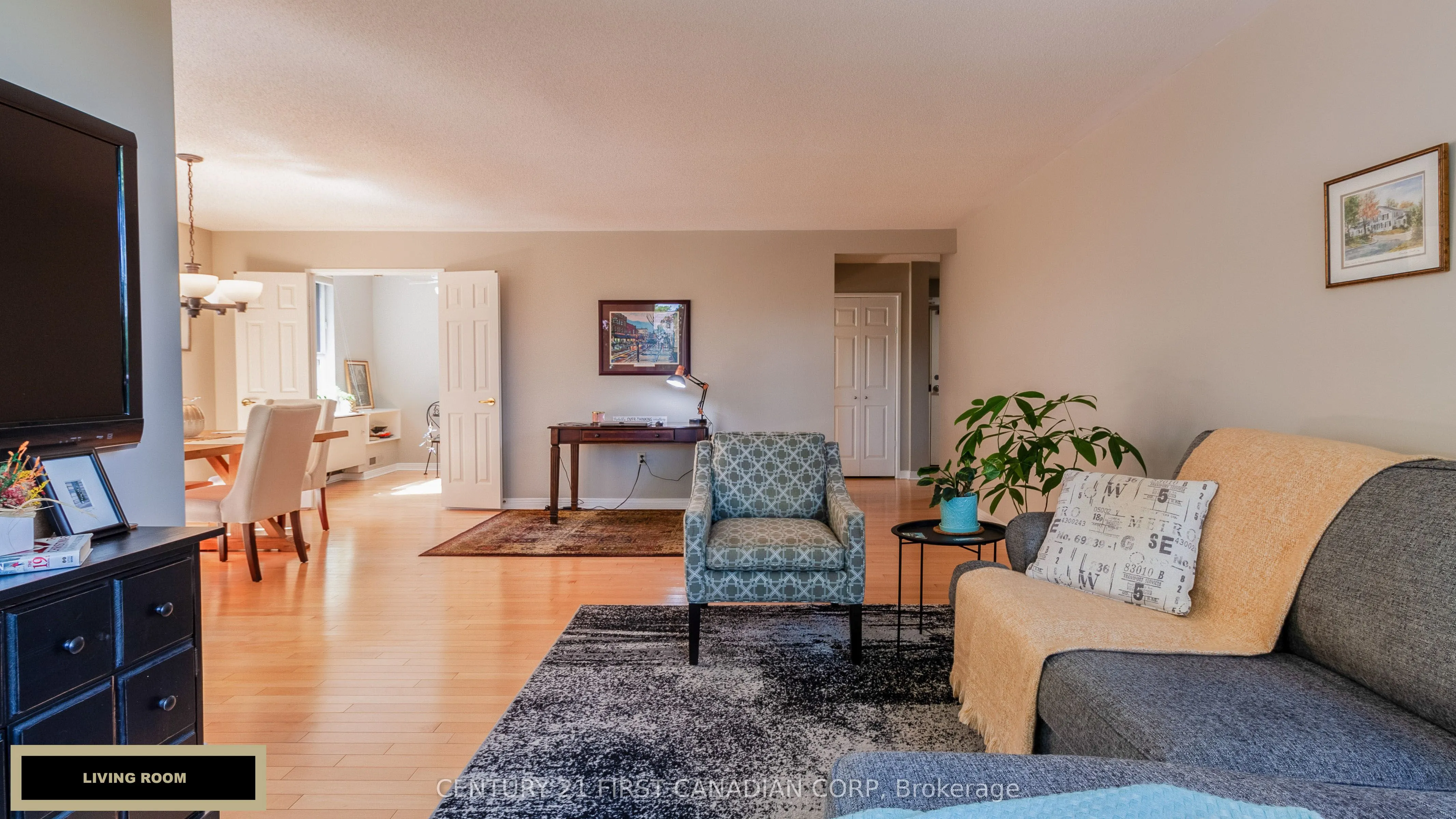 1180 Commissioners Road W, #210