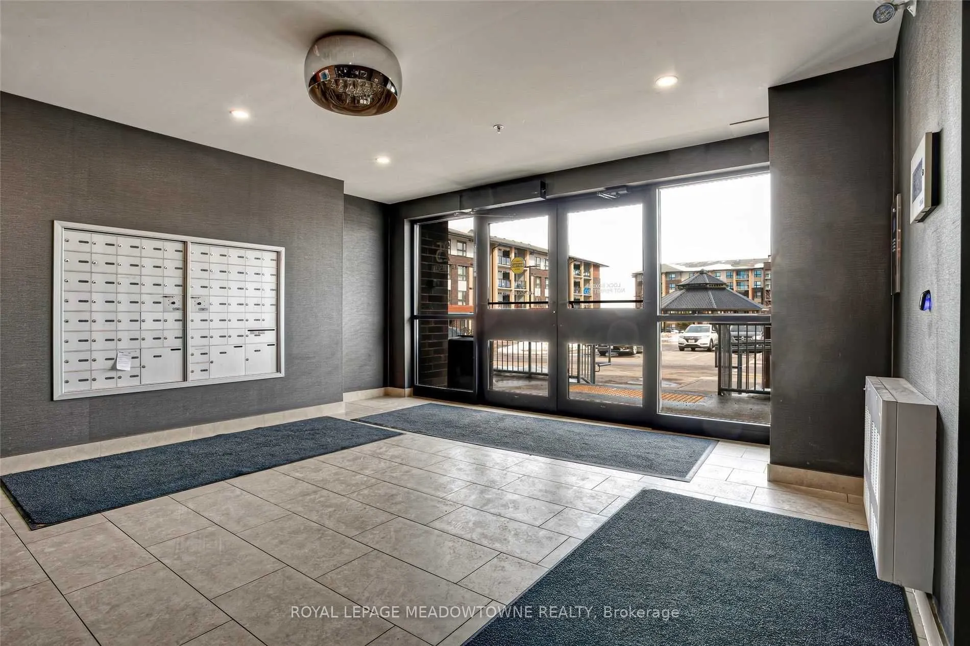 25 Kay Crescent, #106