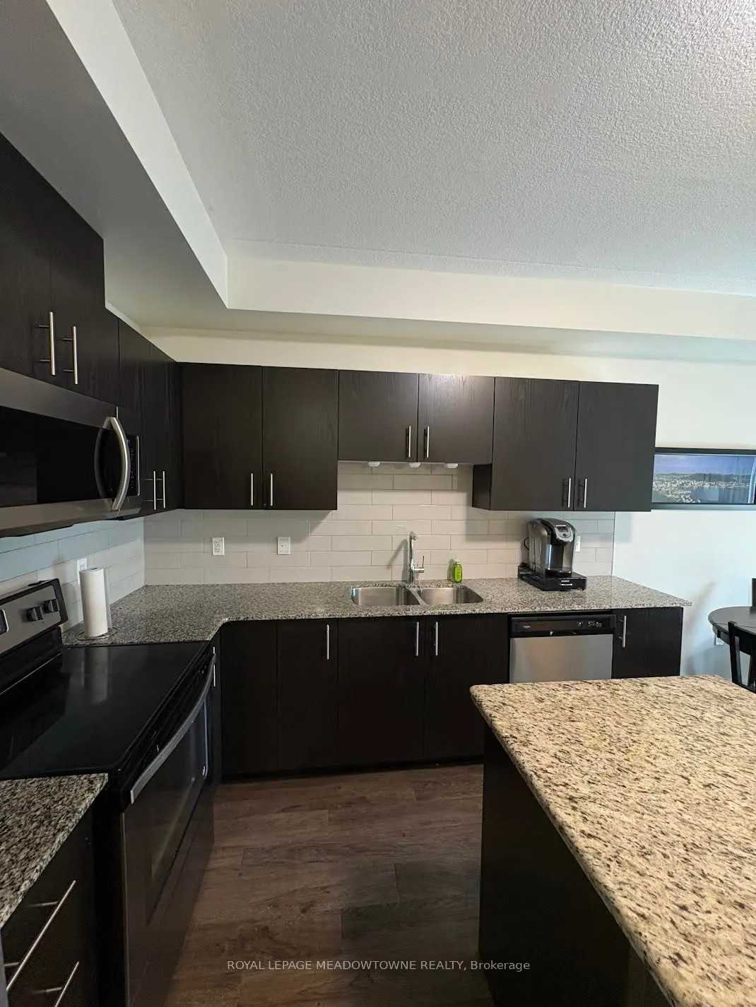 25 Kay Crescent, #106