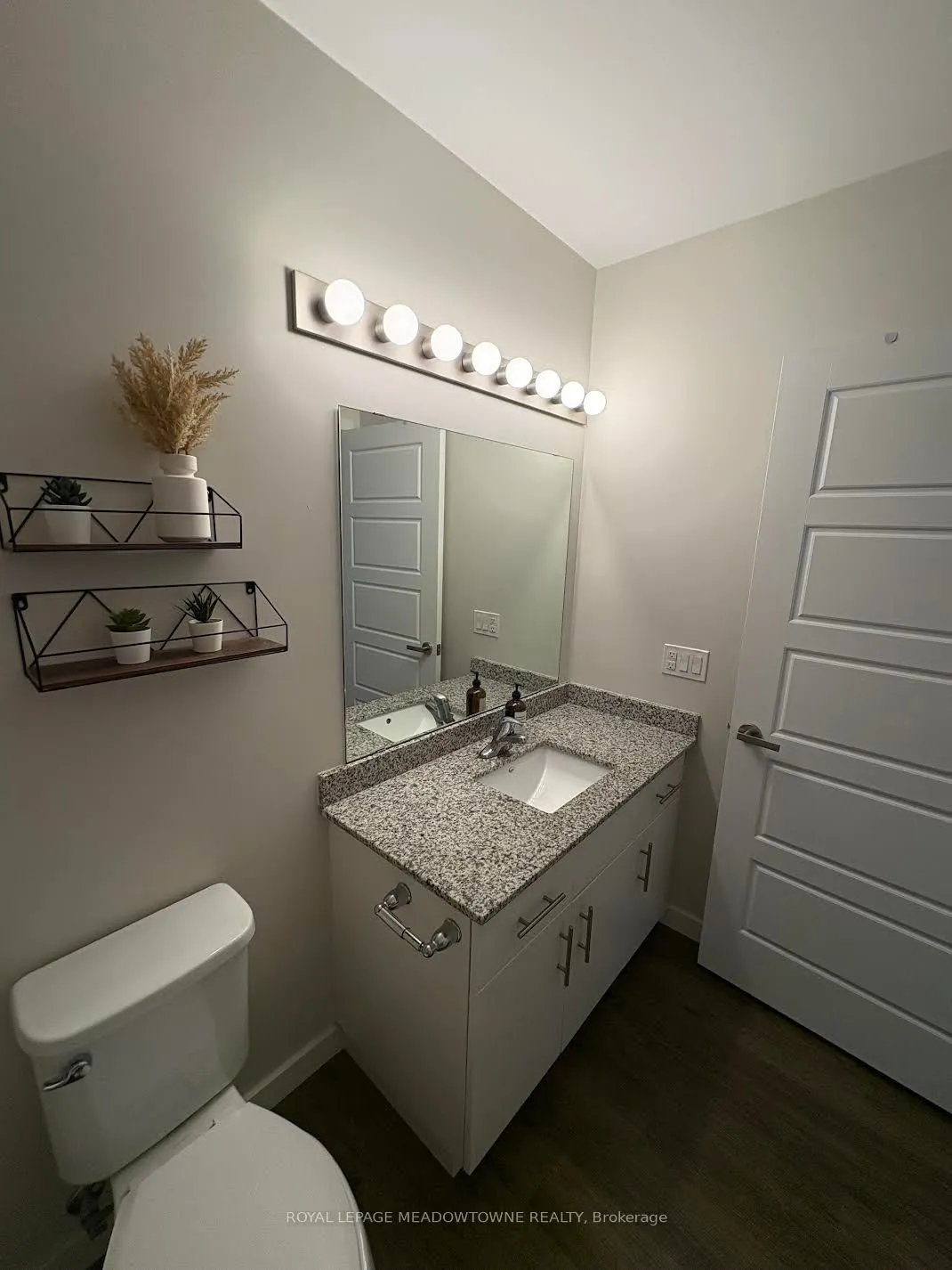 25 Kay Crescent, #106