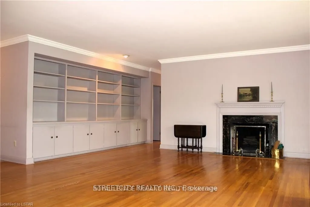 1517 Gloucester Road