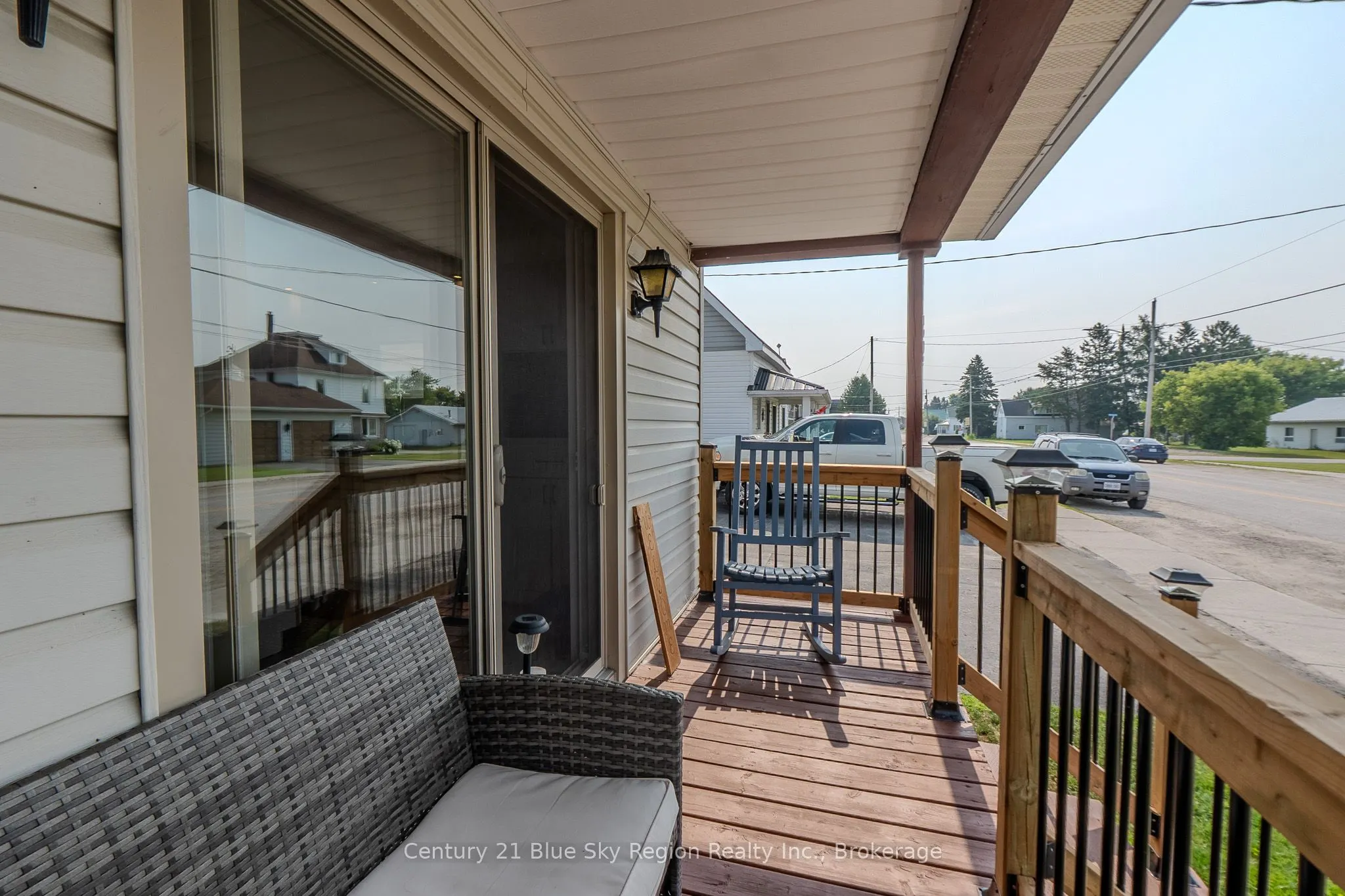 59 Principale Street W