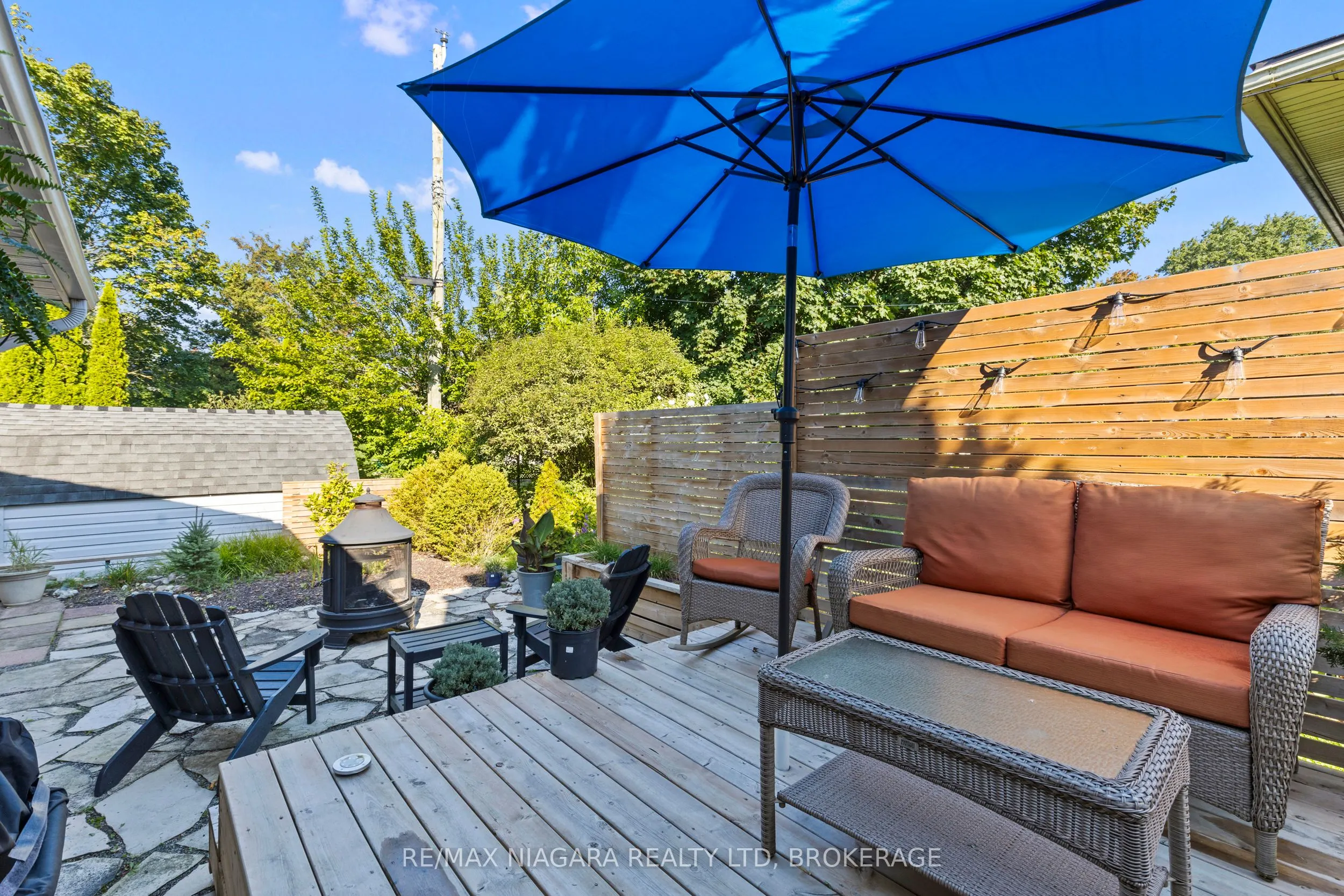 4 Willow Street N