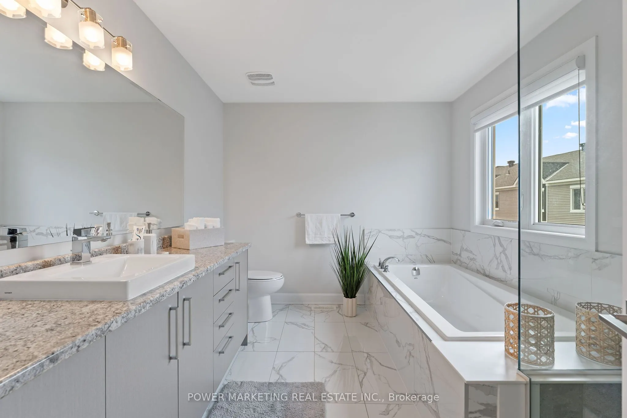 232 Aquarium Avenue