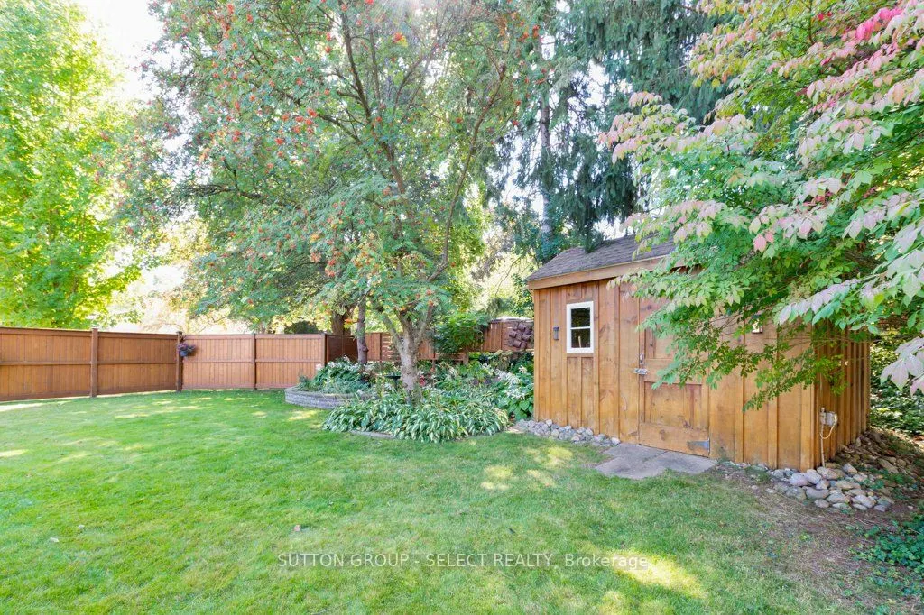 714 Springbank Drive