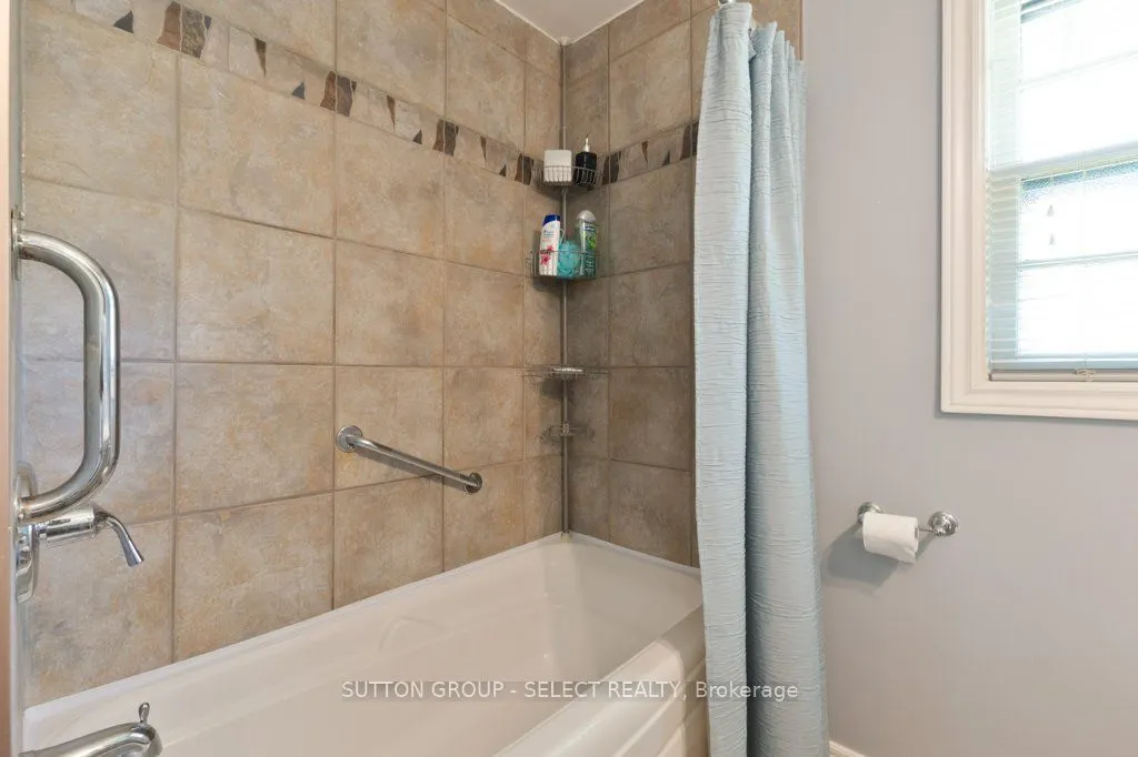 714 Springbank Drive