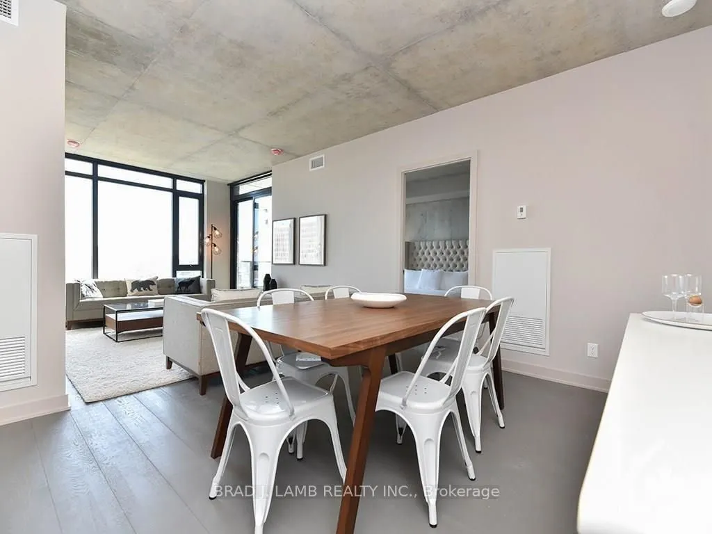 203 CATHERINE Street, #209