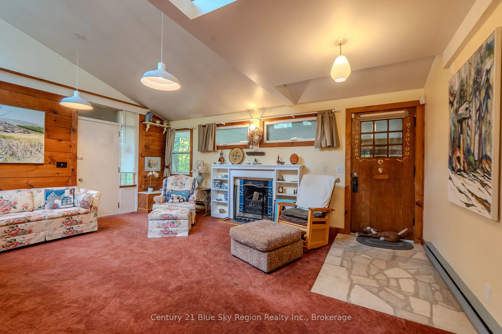 435 Lees Road