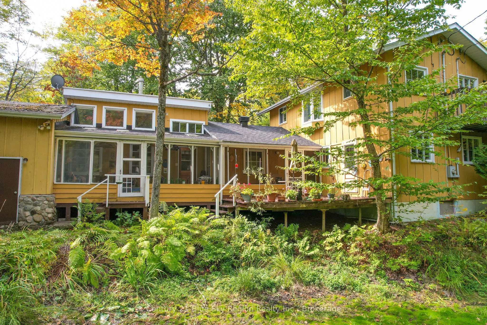 435 Lees Road
