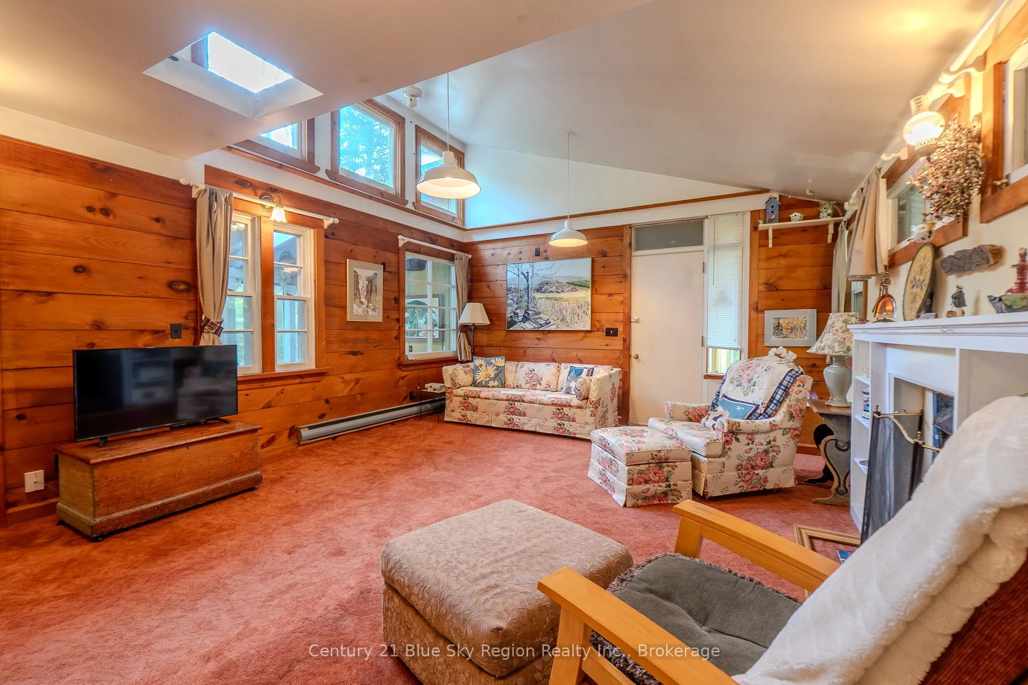 435 Lees Road