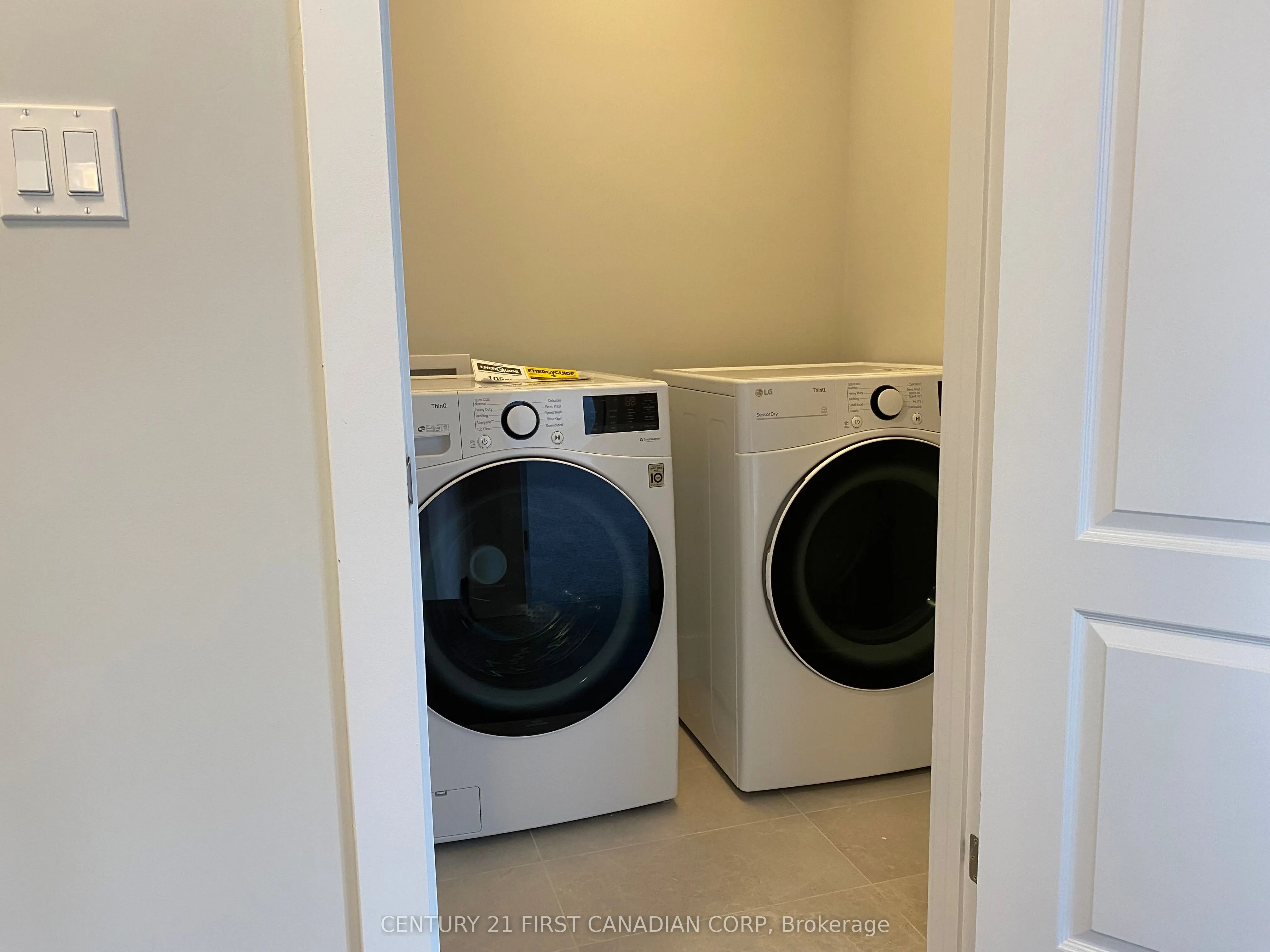 1820 Canvas Way, #11