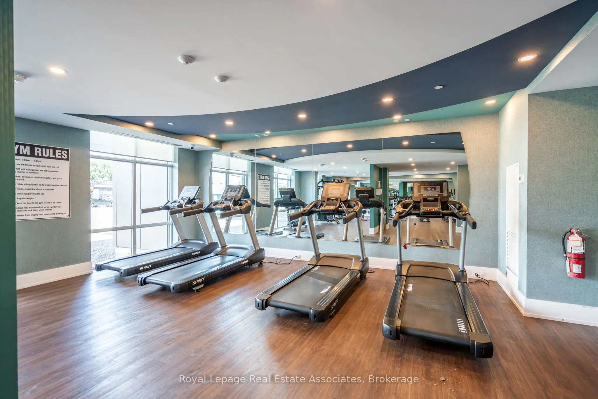 470 Dundas Street E, #706