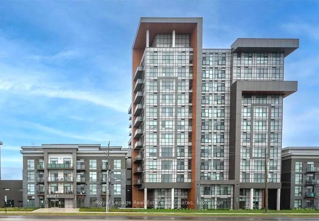 470 Dundas Street E, #706