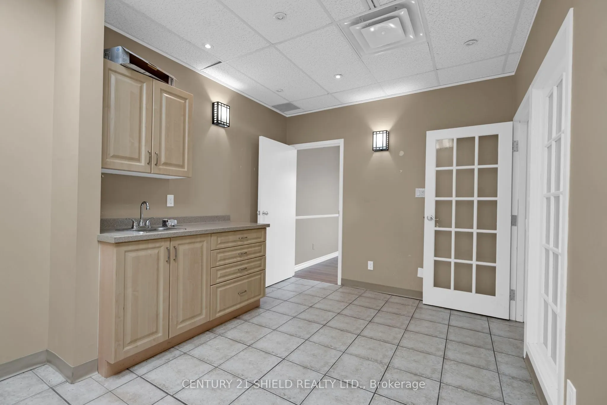 820 McConnell Avenue, #224