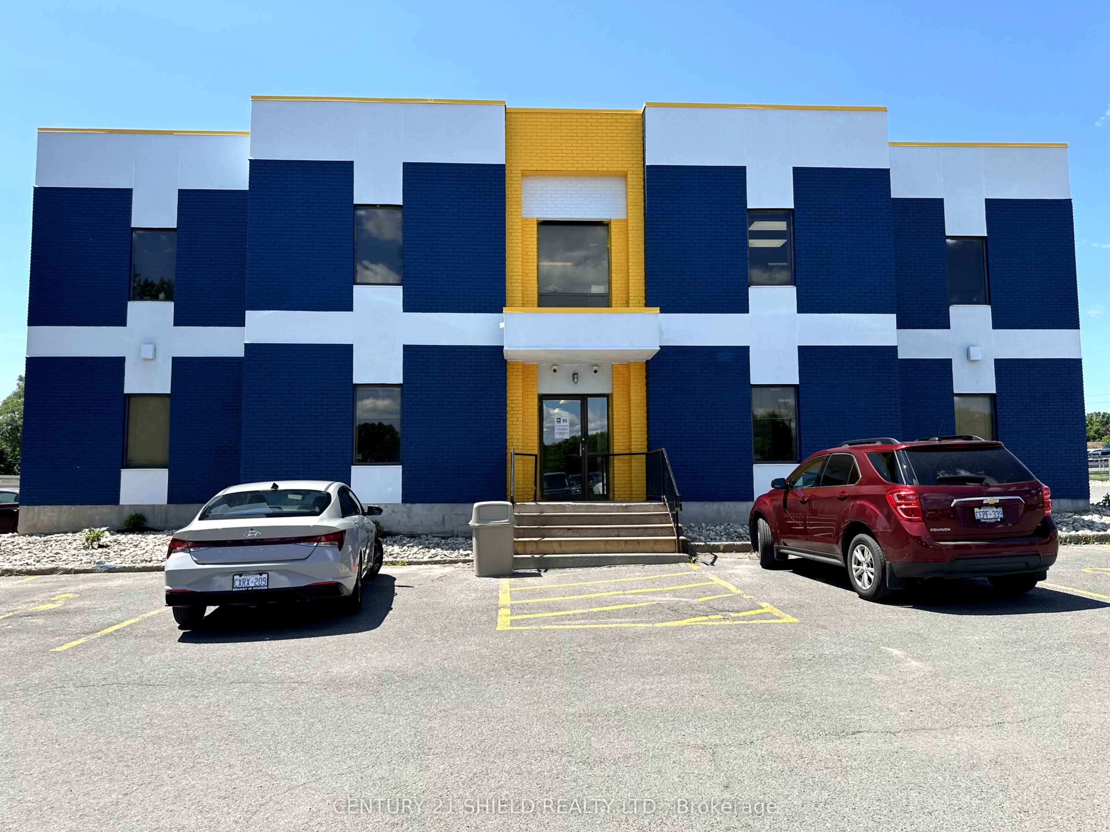 820 McConnell Avenue, #224