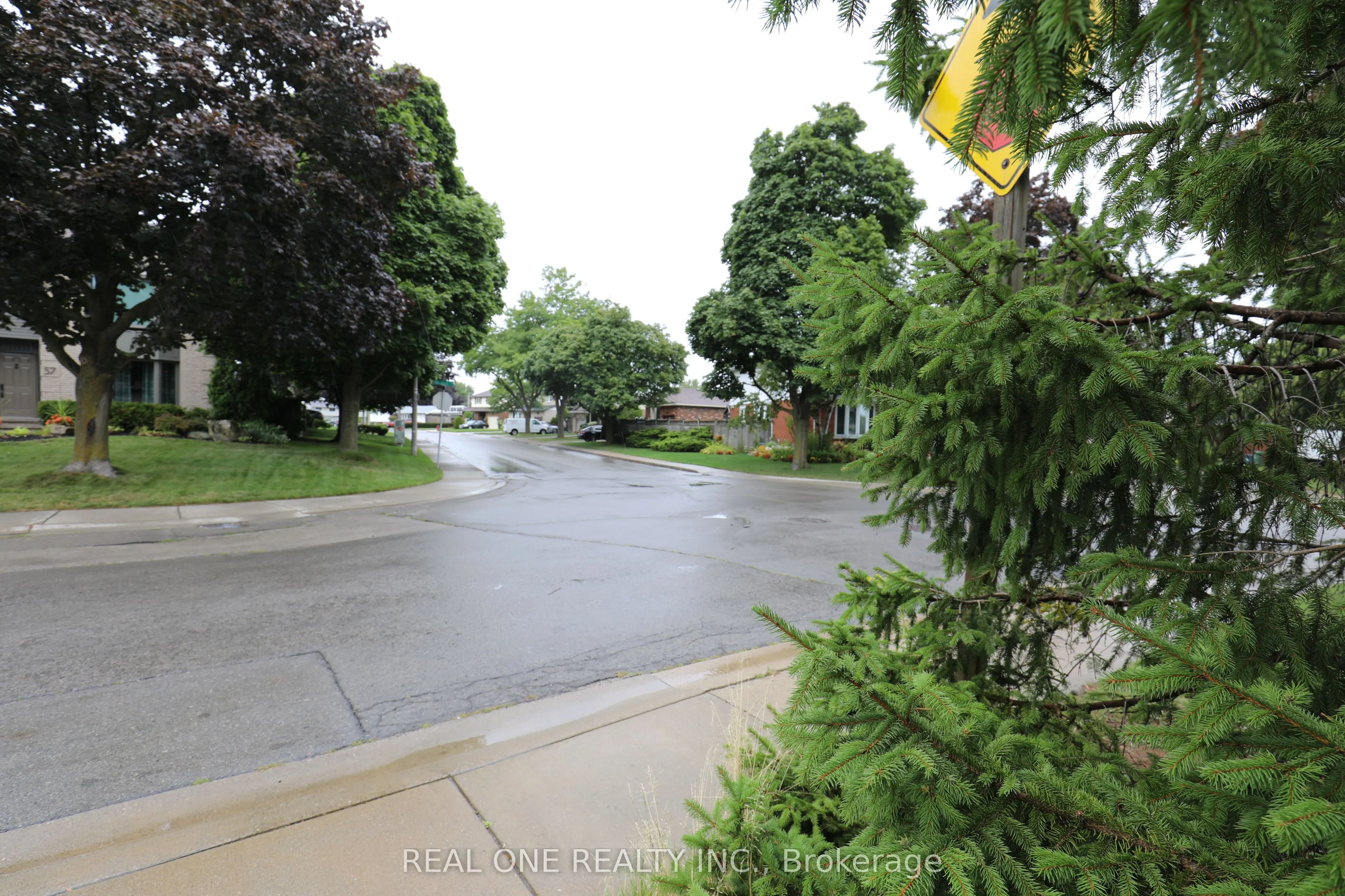 56 Skylark Drive, #Upper level Unit 2