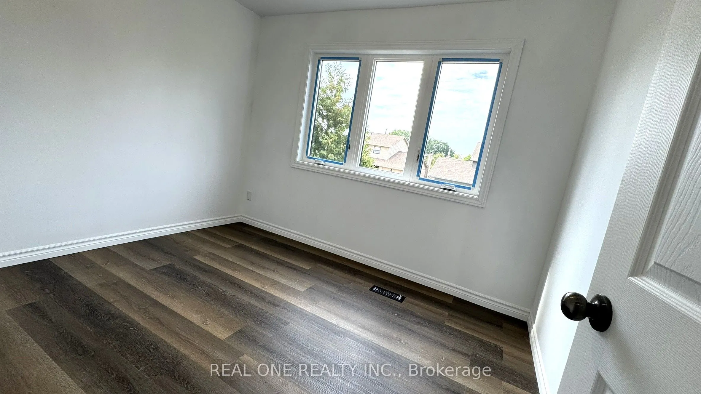 56 Skylark Drive, #Upper level Unit 2