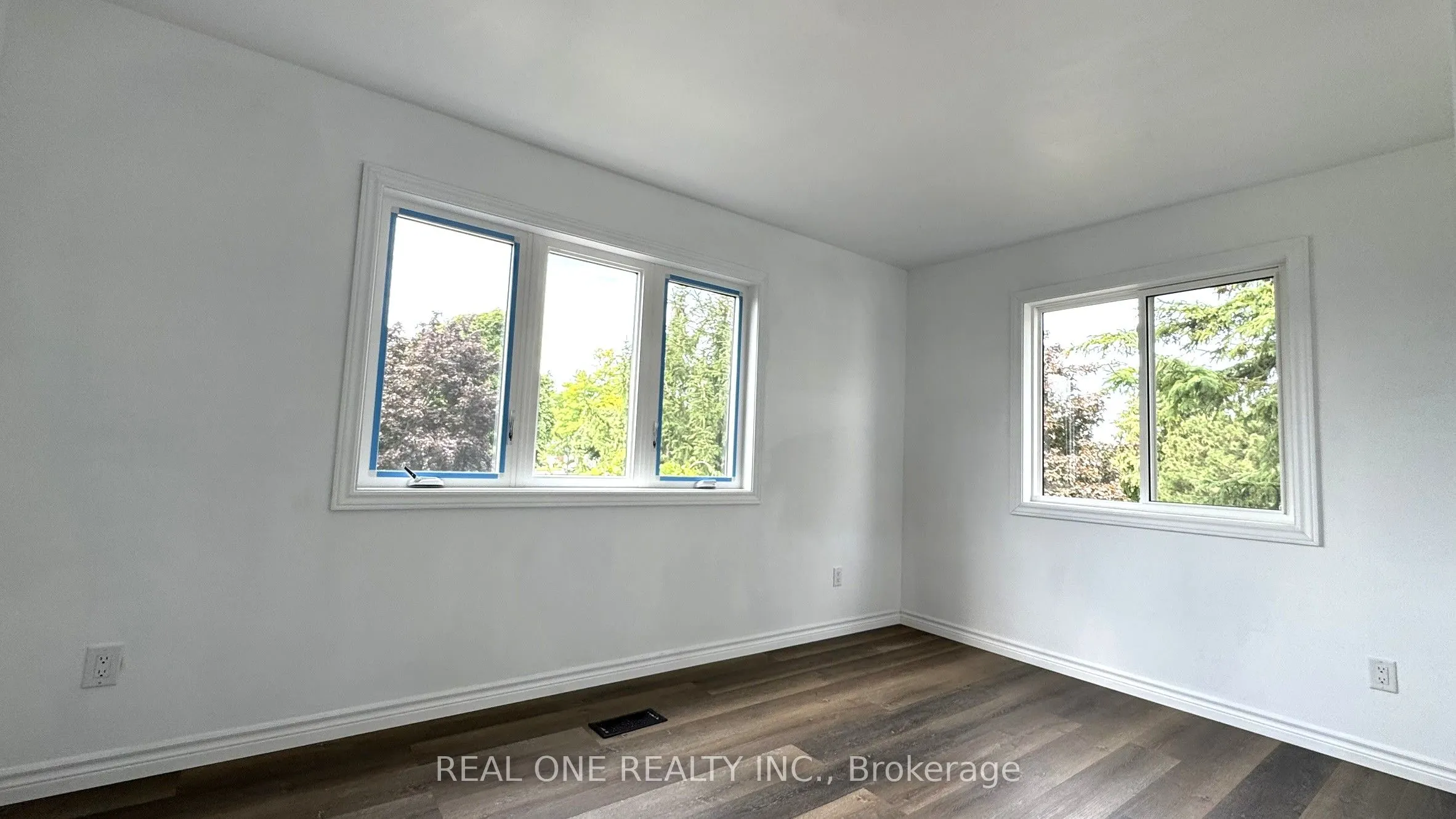 56 Skylark Drive, #Upper level Unit 2